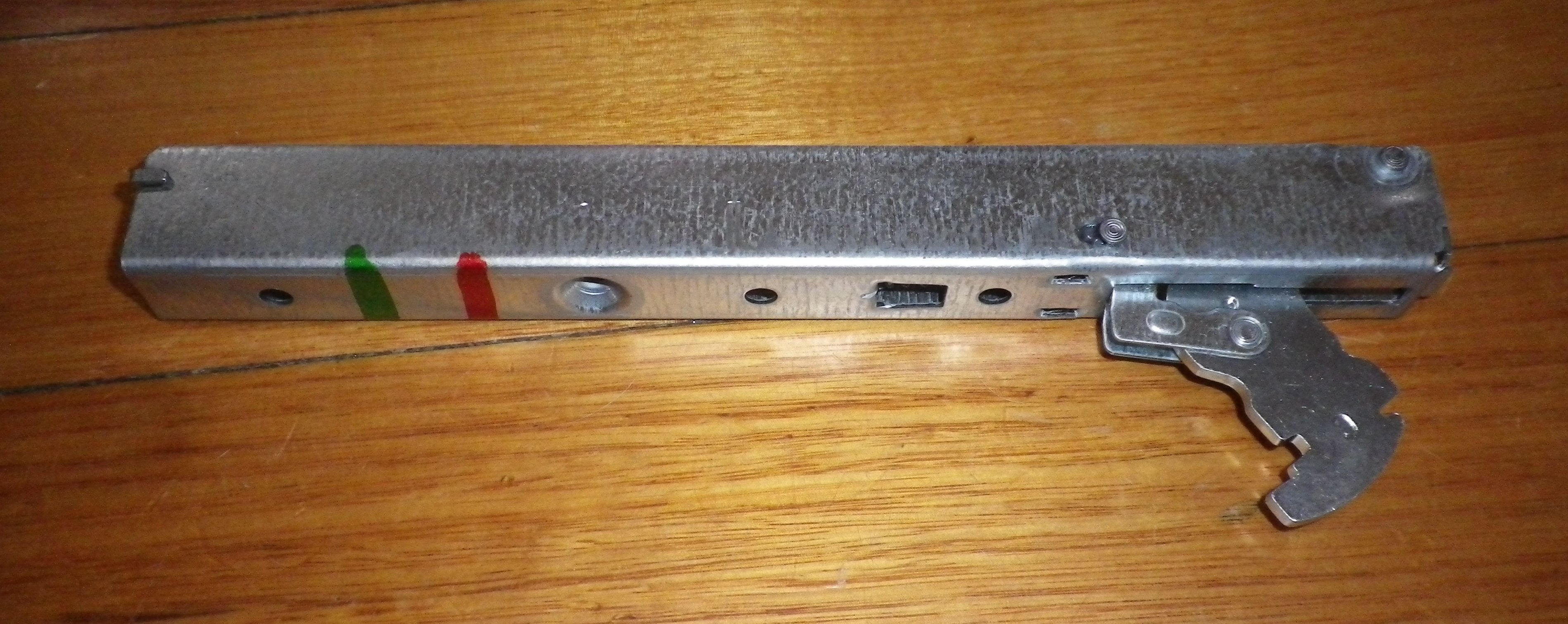 Euromaid and Beko Freestanding Oven Door Hinge Assembly - Part Number 210110376 Suitable for SC600, SEG600 Models
