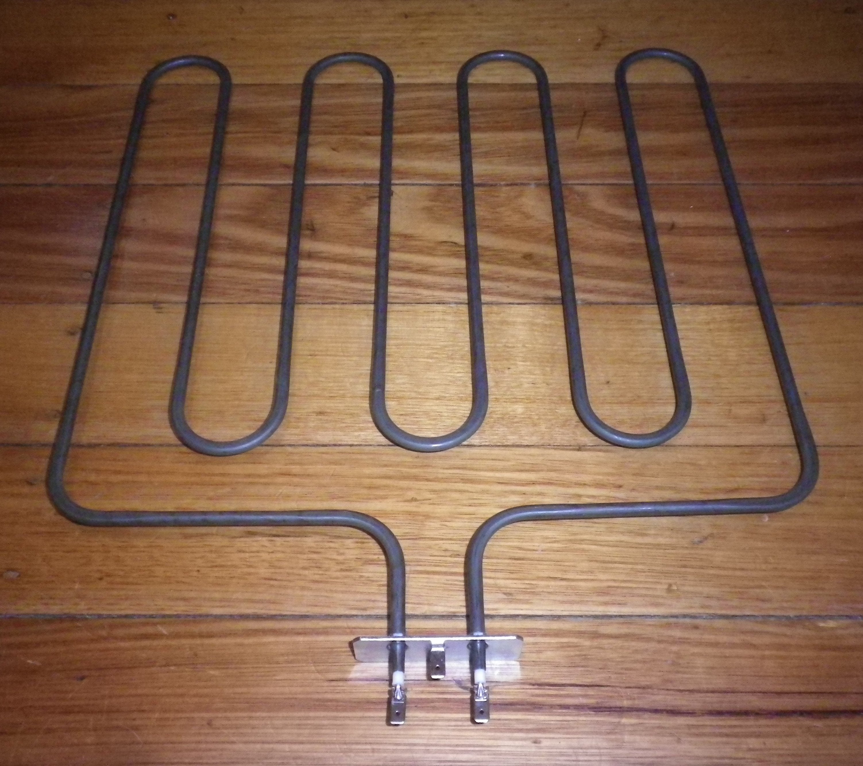 Fisher & Paykel 1300W Grill Element - Replacement Part FP542657P