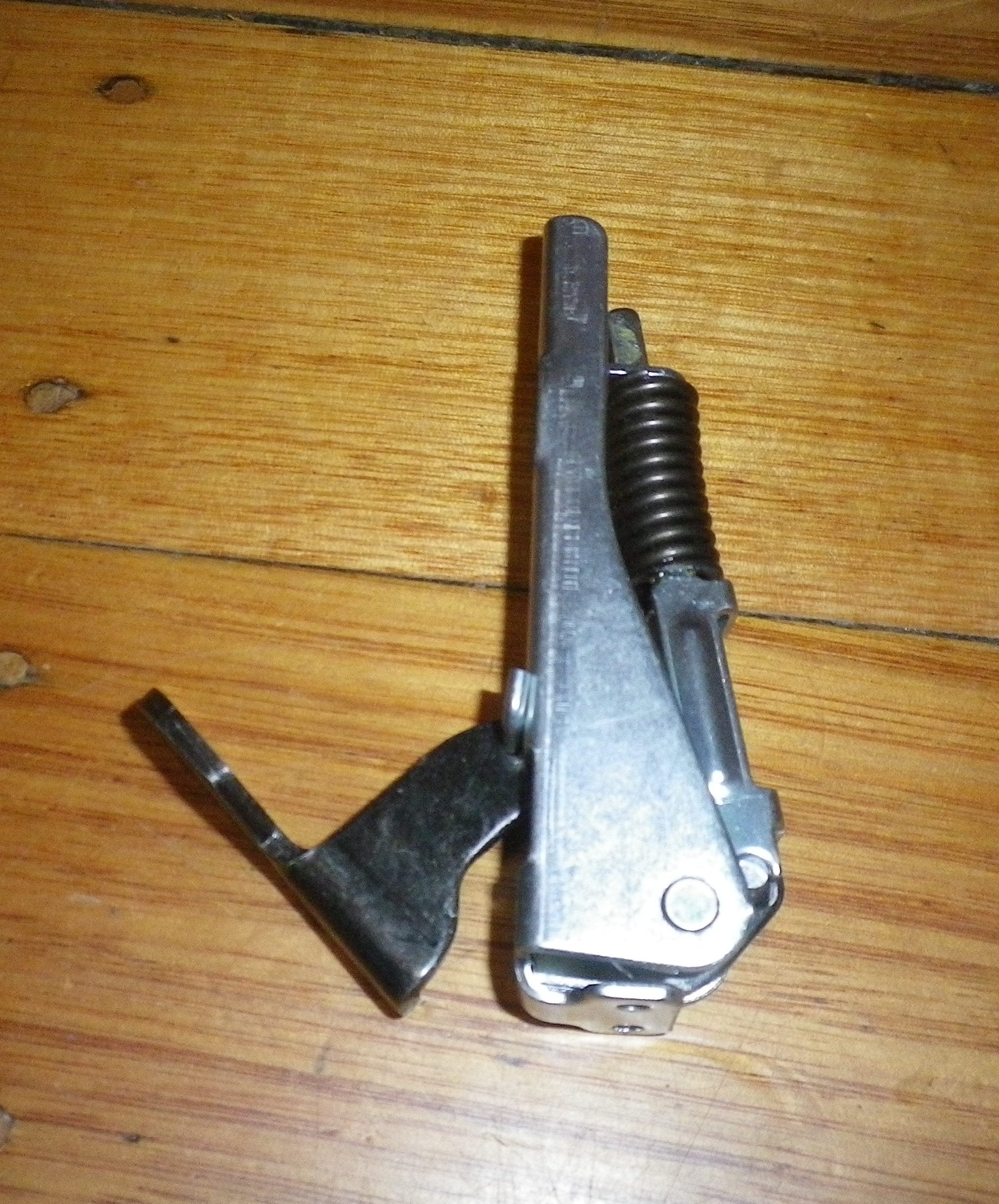 Westinghouse Chef Grill Right-Hand Door Hinge - Genuine Part #0045001085
