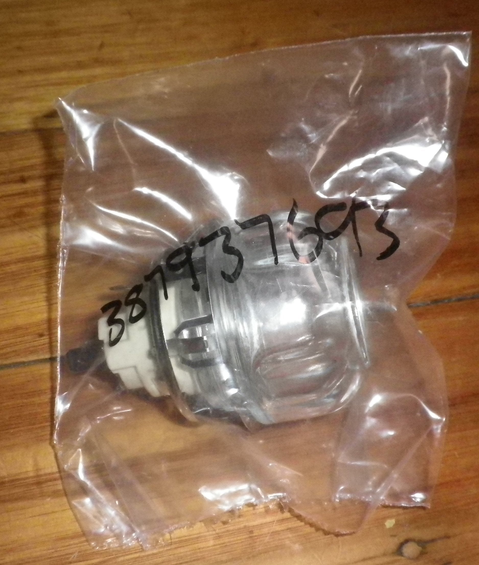 Chef, Simpson, Westinghouse G9 Oven Ceramic Lampholder - Part No. 387937693