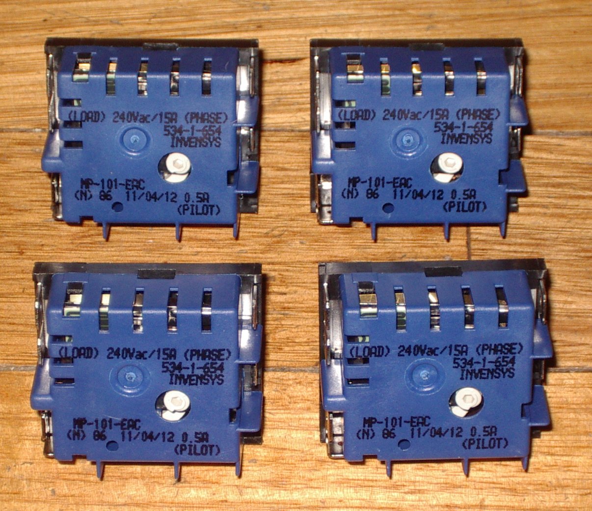 Quantity of 4 Chef, Simpson, Westinghouse MP101 - EAC Simmerstat Controls for Hotplates - Part Number SM - 101