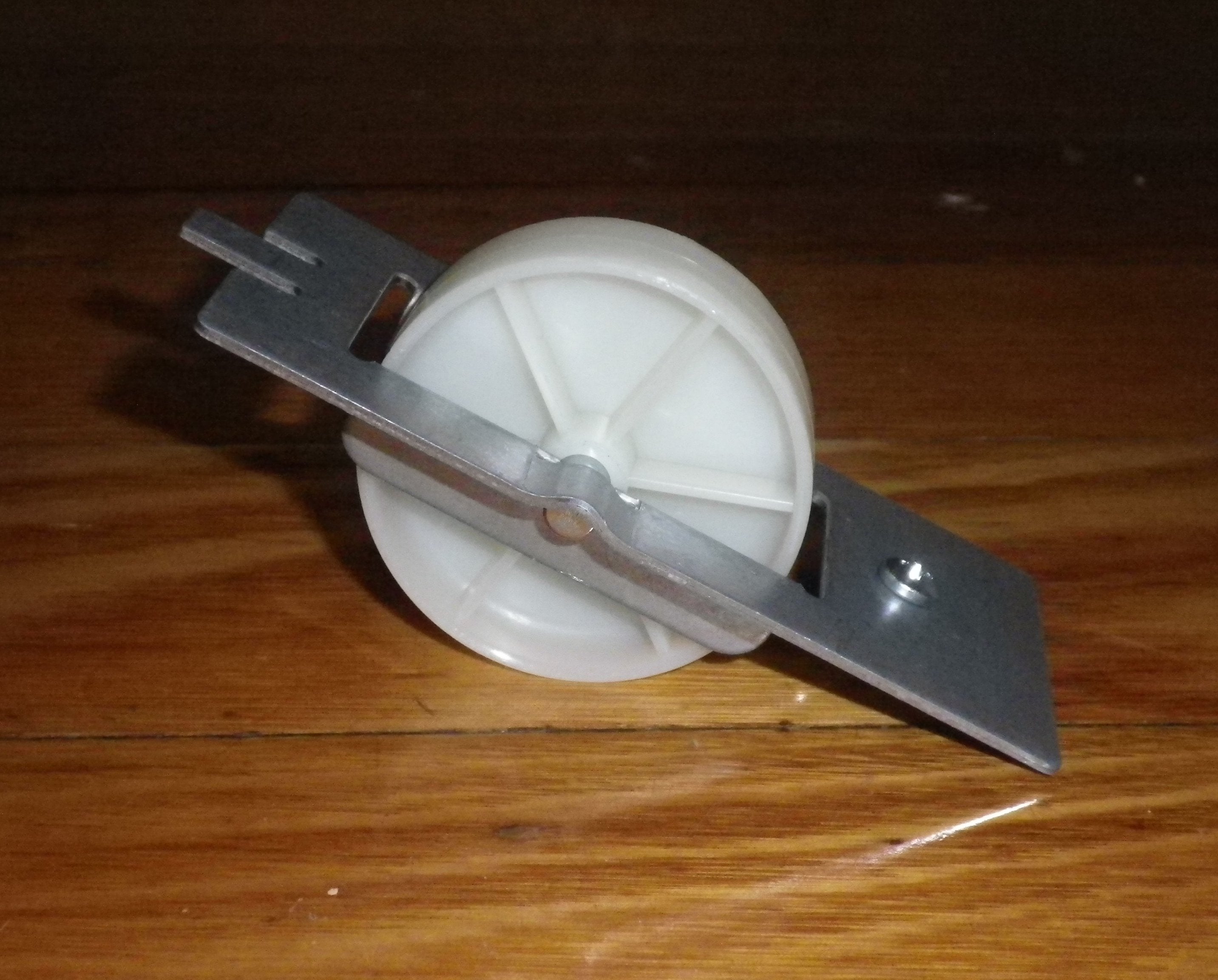 Fisher & Paykel Rear Fridge Roller Wheel and Bracket Set - Part # FP847316P