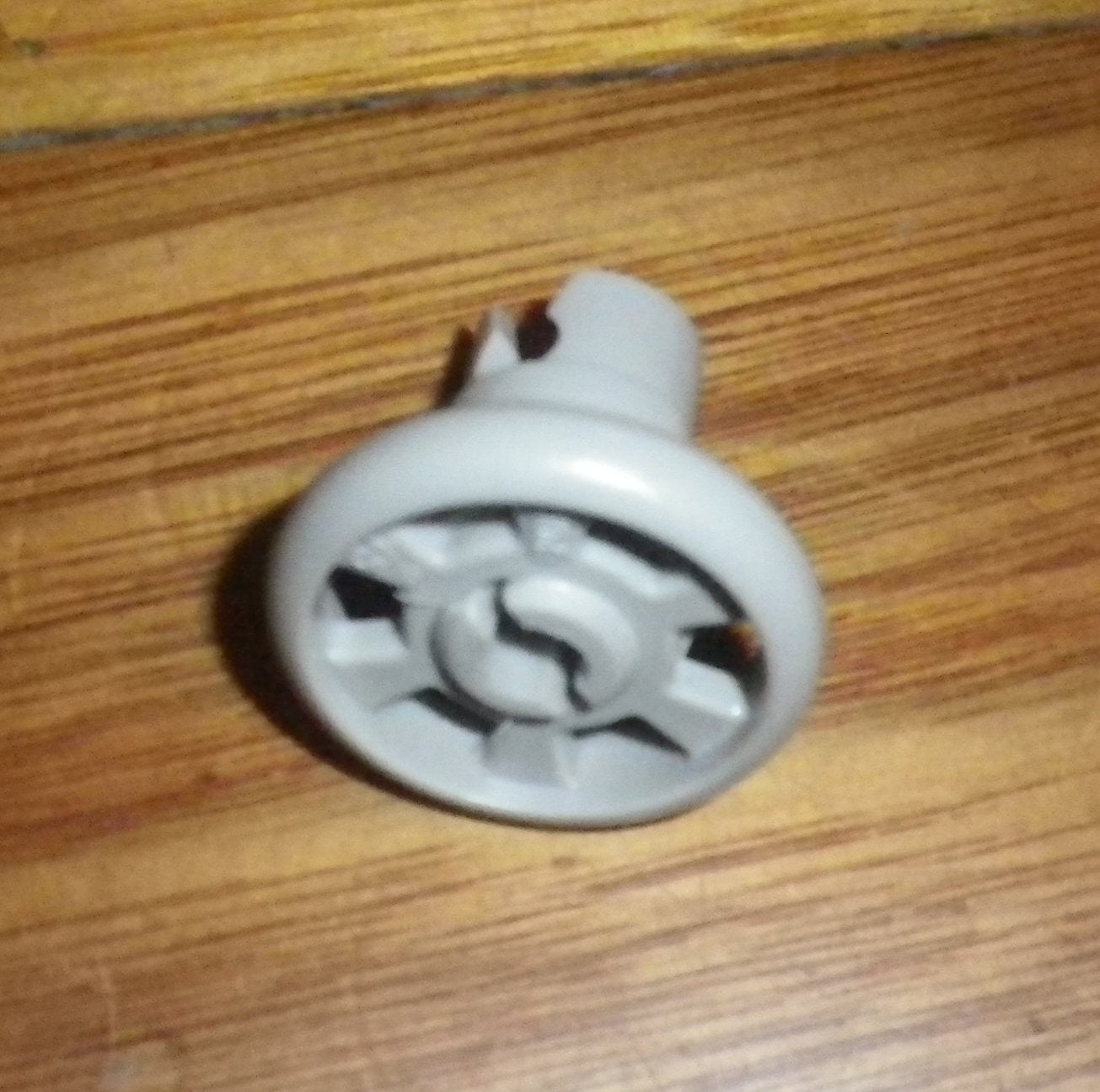 AEG Early Favorit Brand Dishwasher Upper Basket Replacement Wheel - Part Number 4071363156