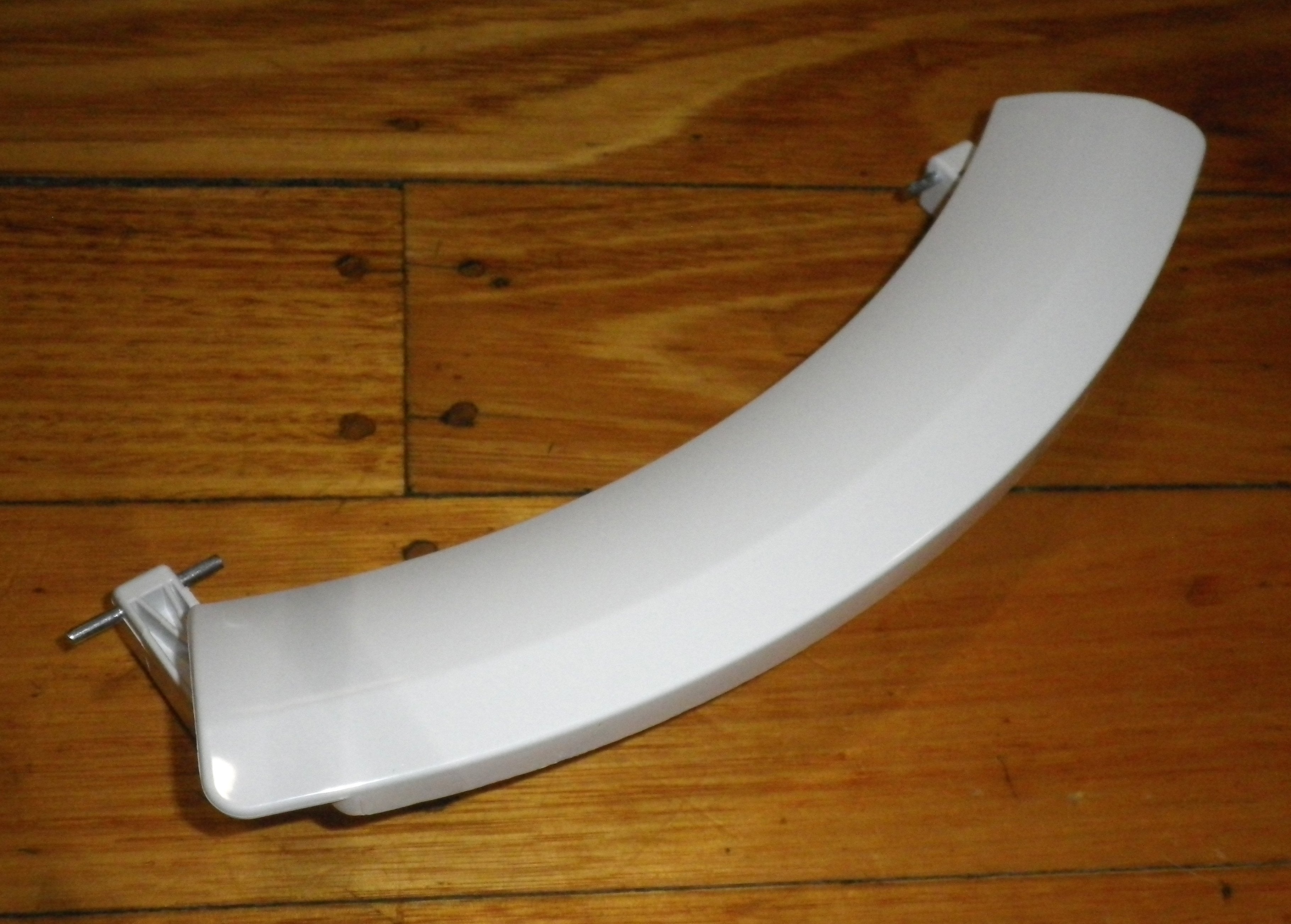 White Door Handle Compatible with Bosch Logixx 8 Front Loader - Part BO119
