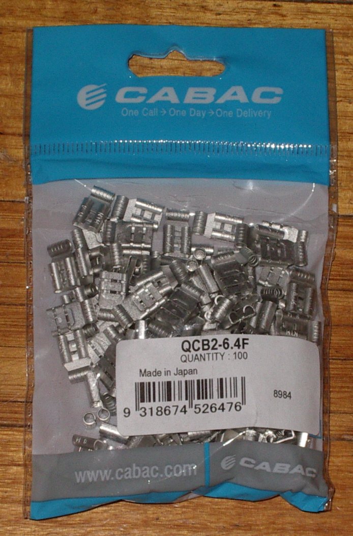 Uninsulated 6.4mm Female Flag-Type Spade Terminals - Pack of 100 Pieces - Part # QCB2-6.4F-100