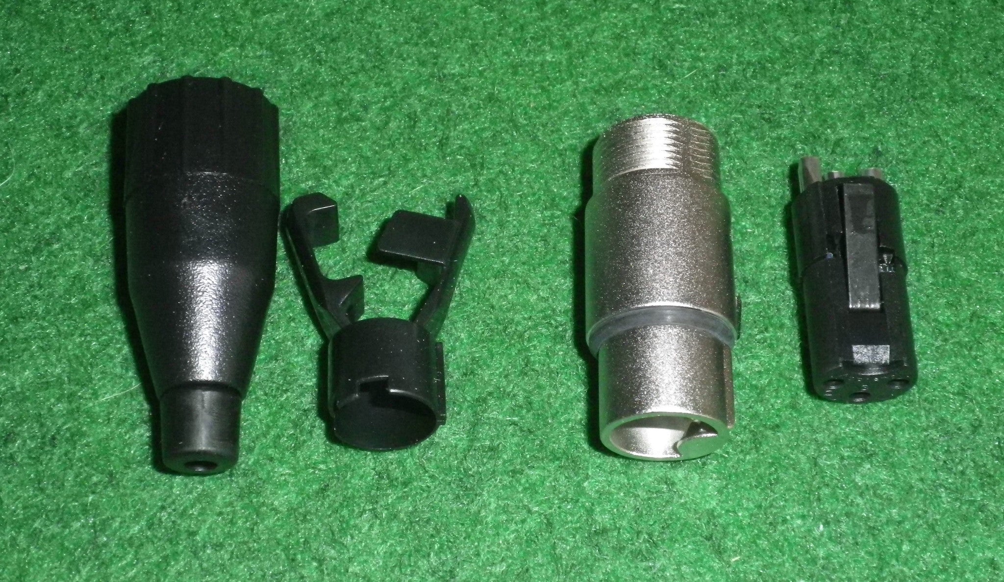 Amphenol Professional 3-Pin Female XLR Audio Connector - Part Number AC3F
