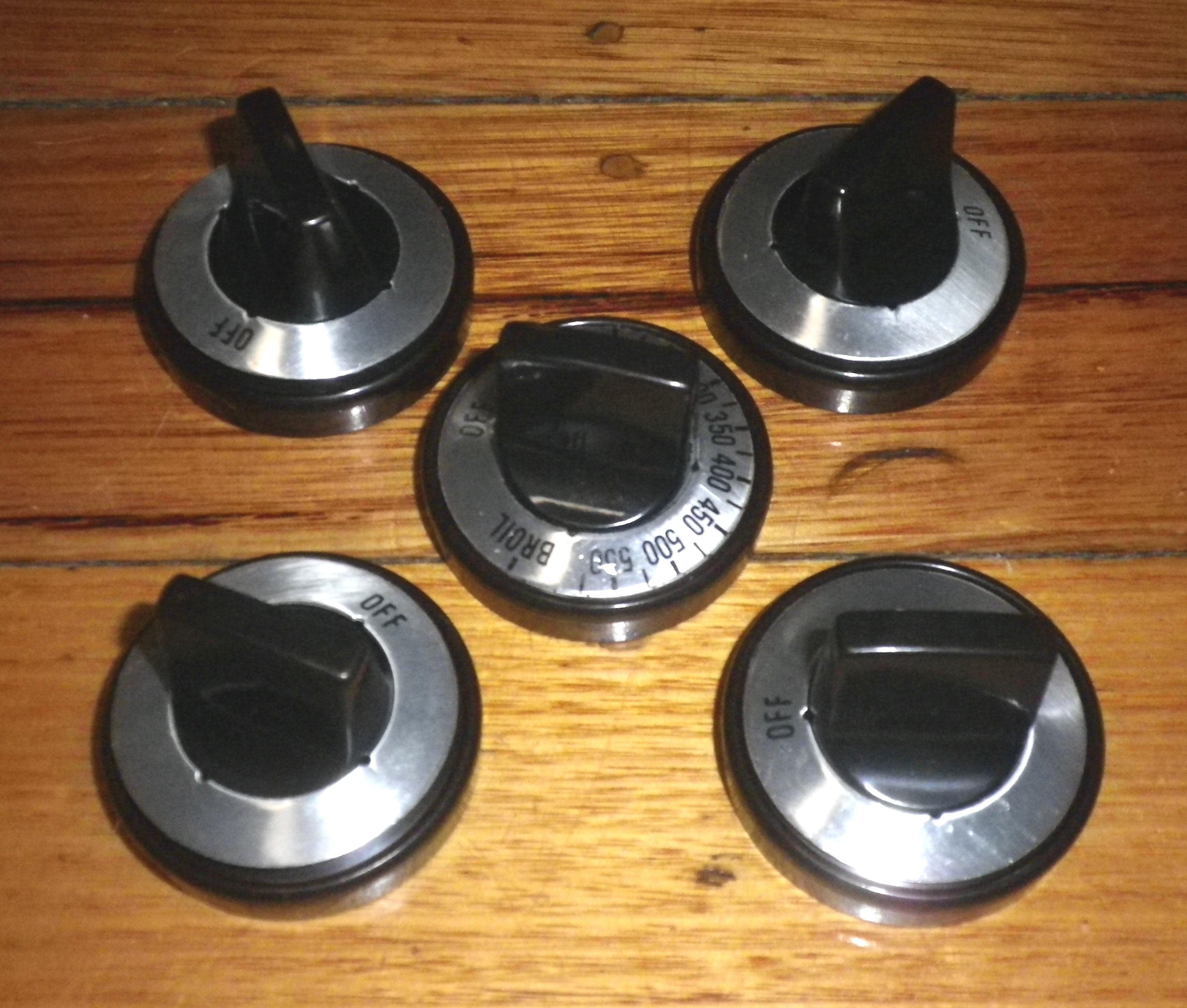 Universal Replacement Gas Stove Control Knob Kit - Pack of 5 Pieces, Part Number SE162C