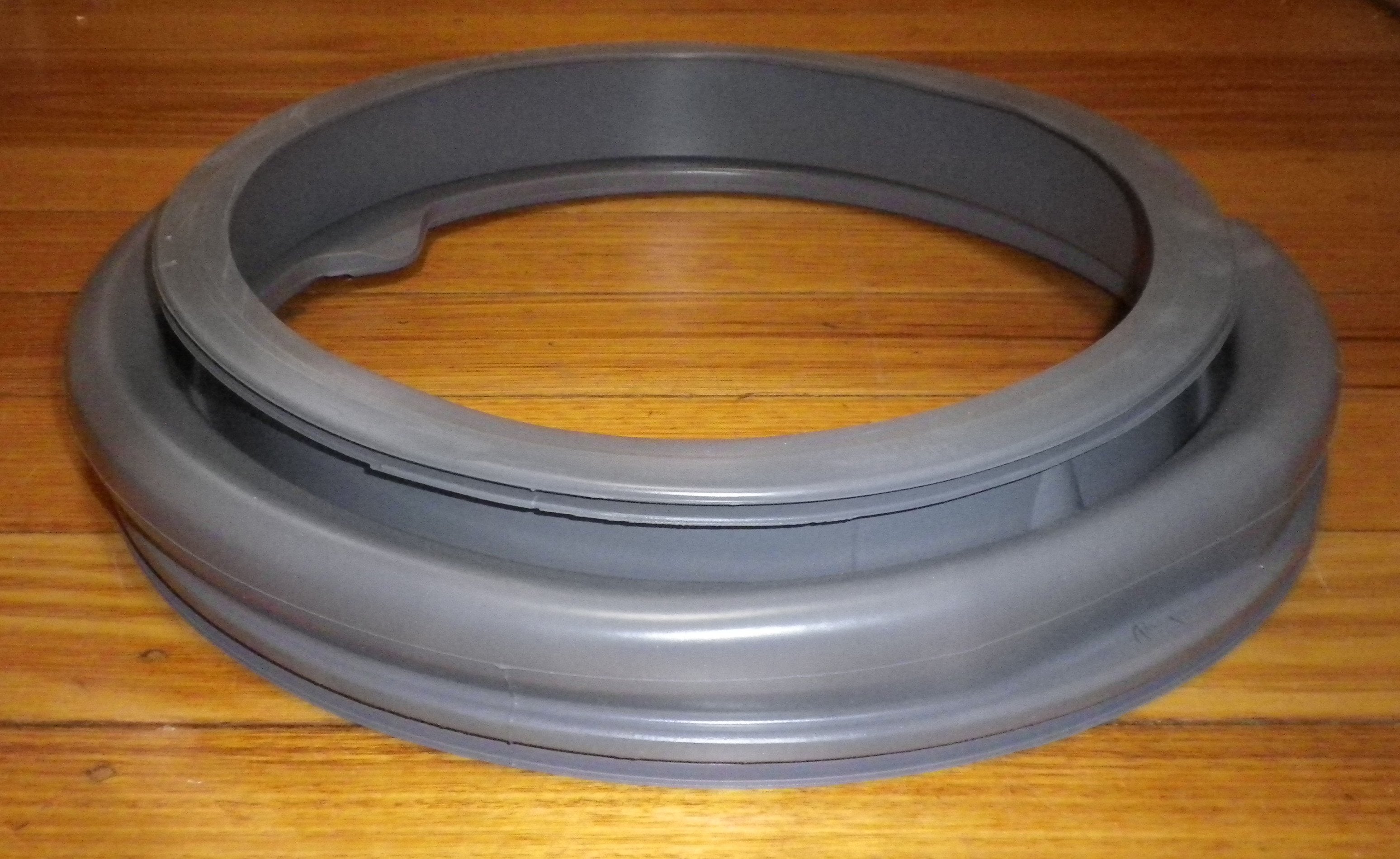 Ariston N84WAU Front Loader New - Style Door Gasket, Part # C00638189