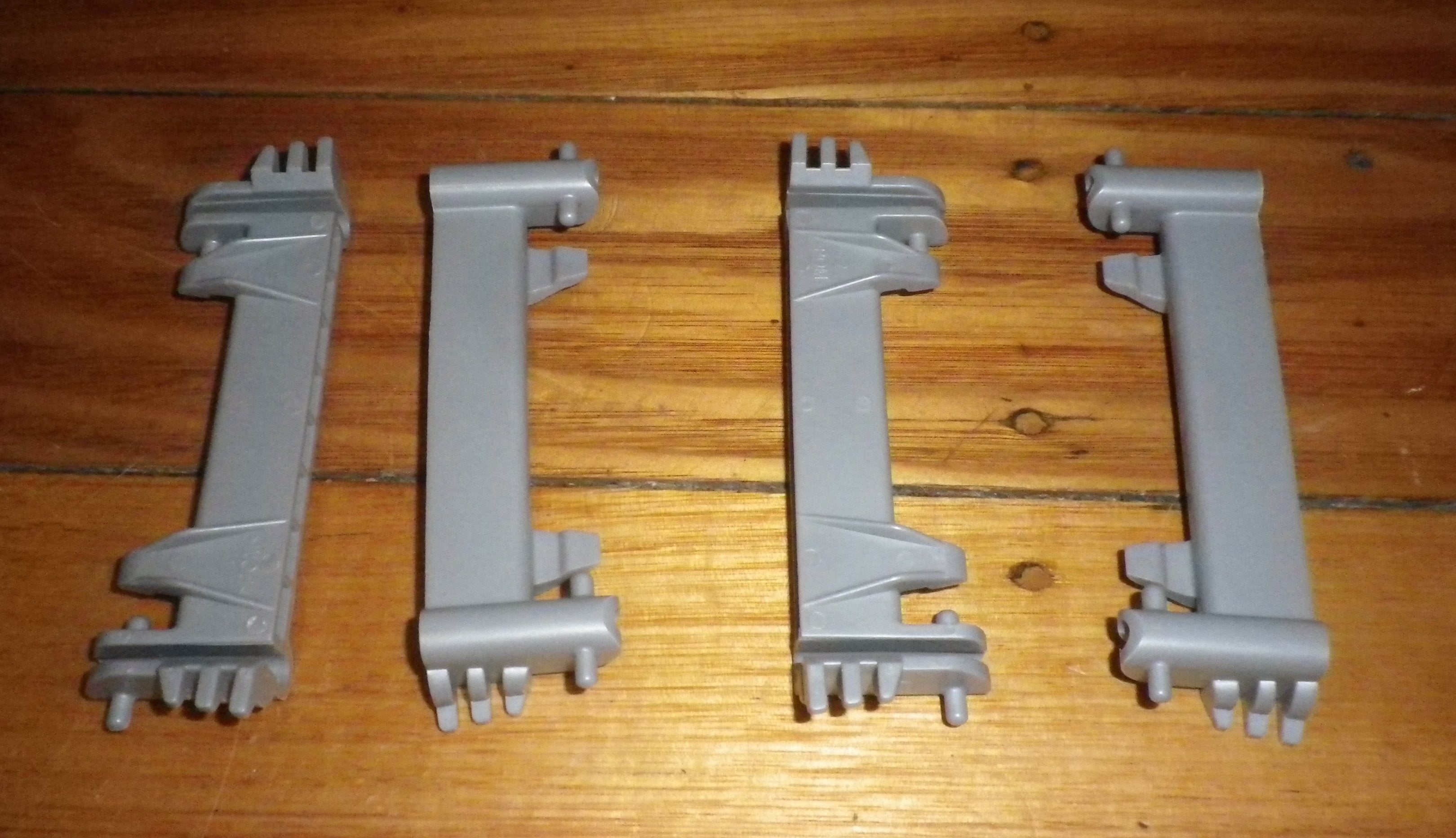 Fisher & Paykel DishDrawer Dishwasher Cuprack Semi - Flexible Clips (Part # FP522694P) - Pack of 4 for DD60 and DD90S Models