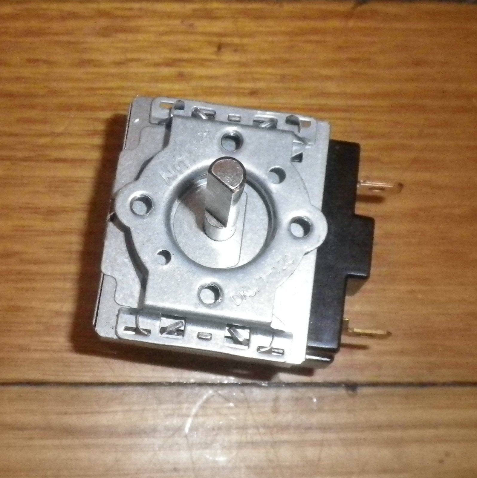 Westinghouse WVE and WGE Series 2-Hour Mechanical Clockwork Oven Timer - Replacement Part # 140070809011