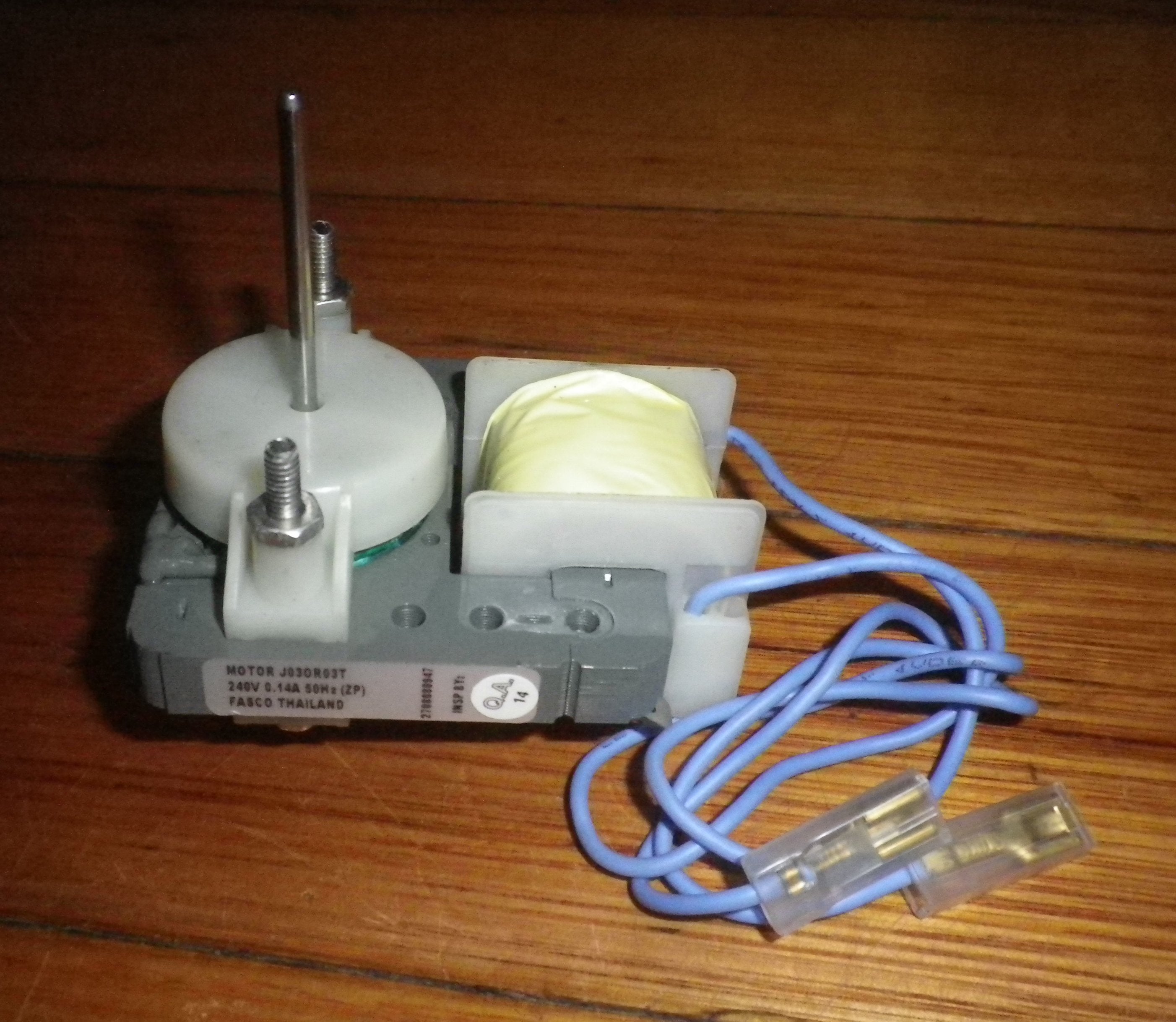 Fasco Small-Sized Universal Reversible Evaporator Fan Motor for No Frost Fridges - Part # RF039J1
