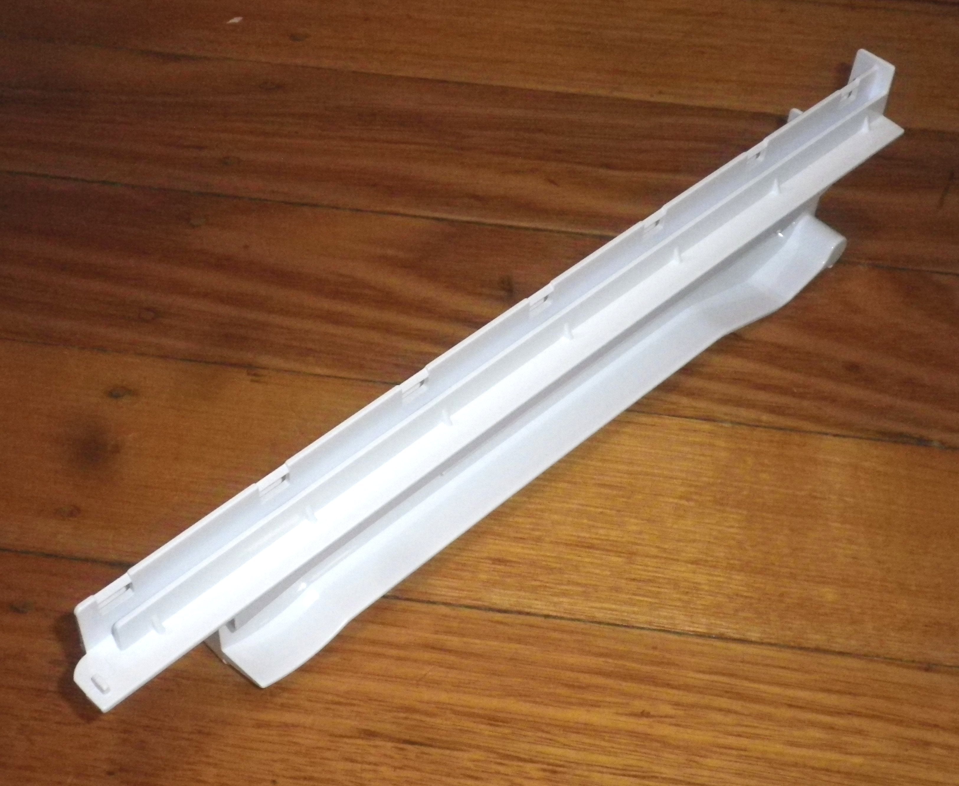 Westinghouse WBE4514SA Right - Handed Crisper Drawer Support Runner Component - Genuine Part # 140019369069