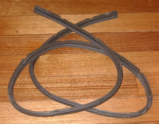 Genuine Fisher & Paykel 700/800/900 Series Dishwasher Door Seal - Part # FP473543P