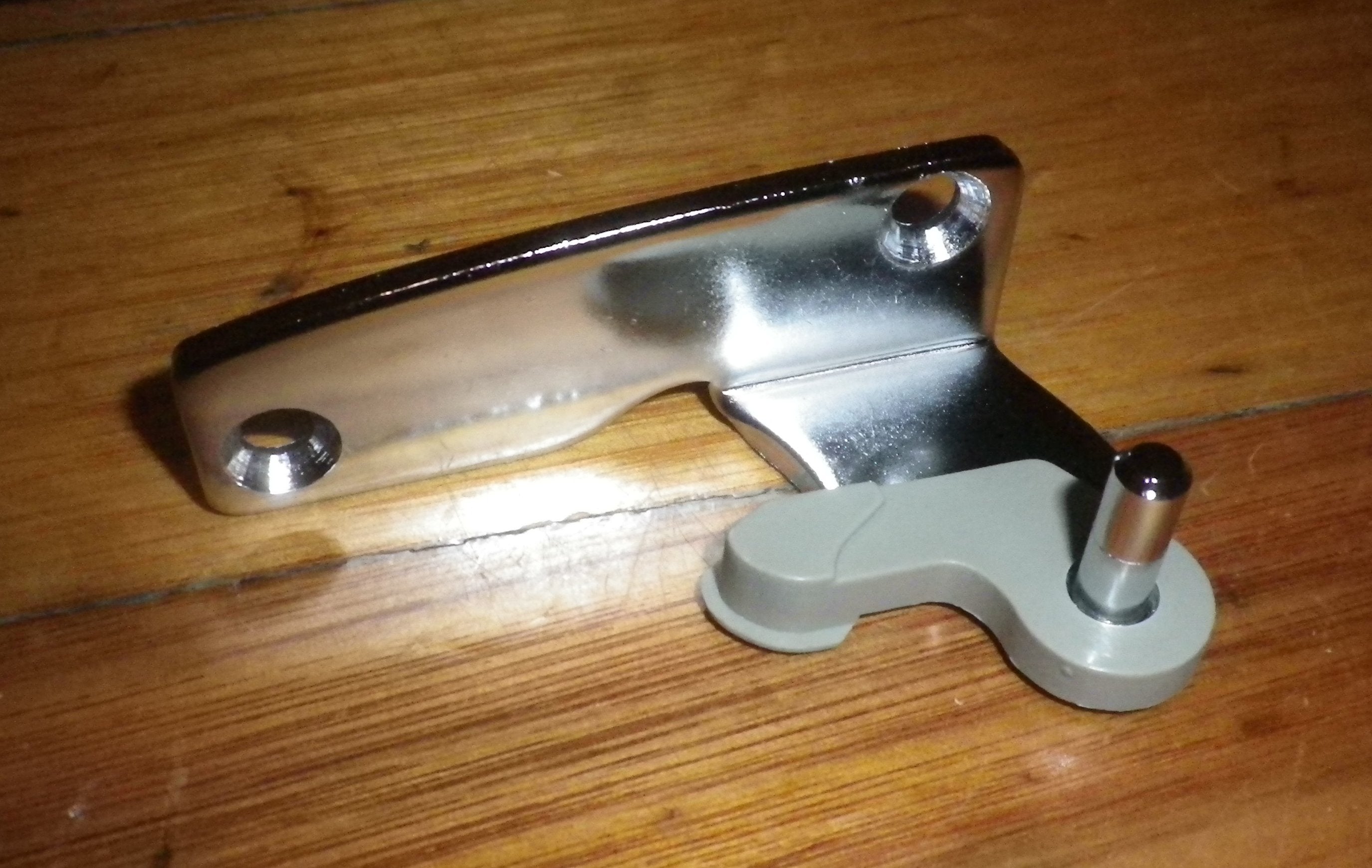 Fisher & Paykel Refrigerator Grey Right-Hand Door Hinge and Closing Cap - Replacement Part # FP881288