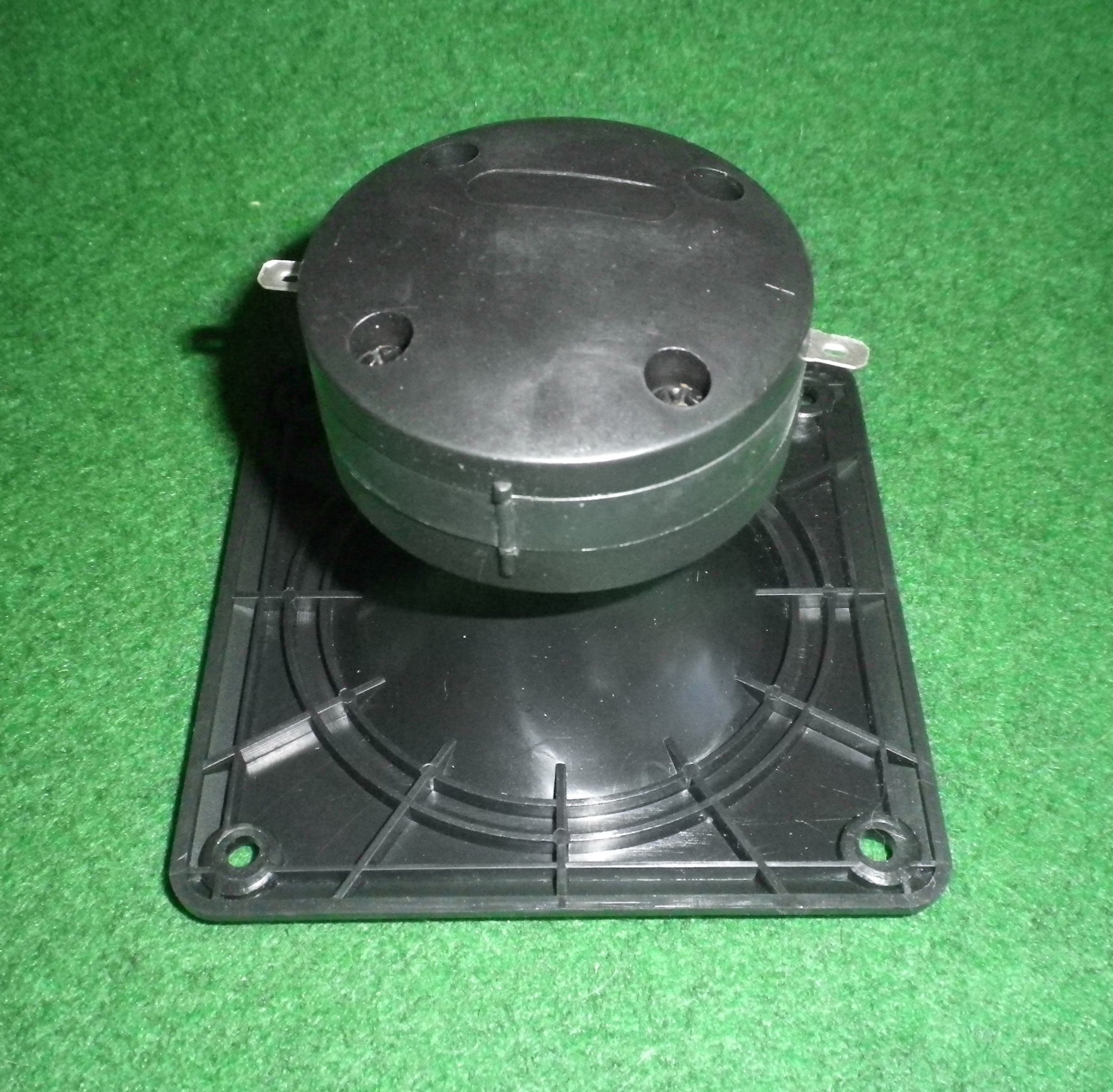 Daichi 200-watt (RMS) Piezoelectric Horn Tweeter Loudspeaker - Model PZ1165