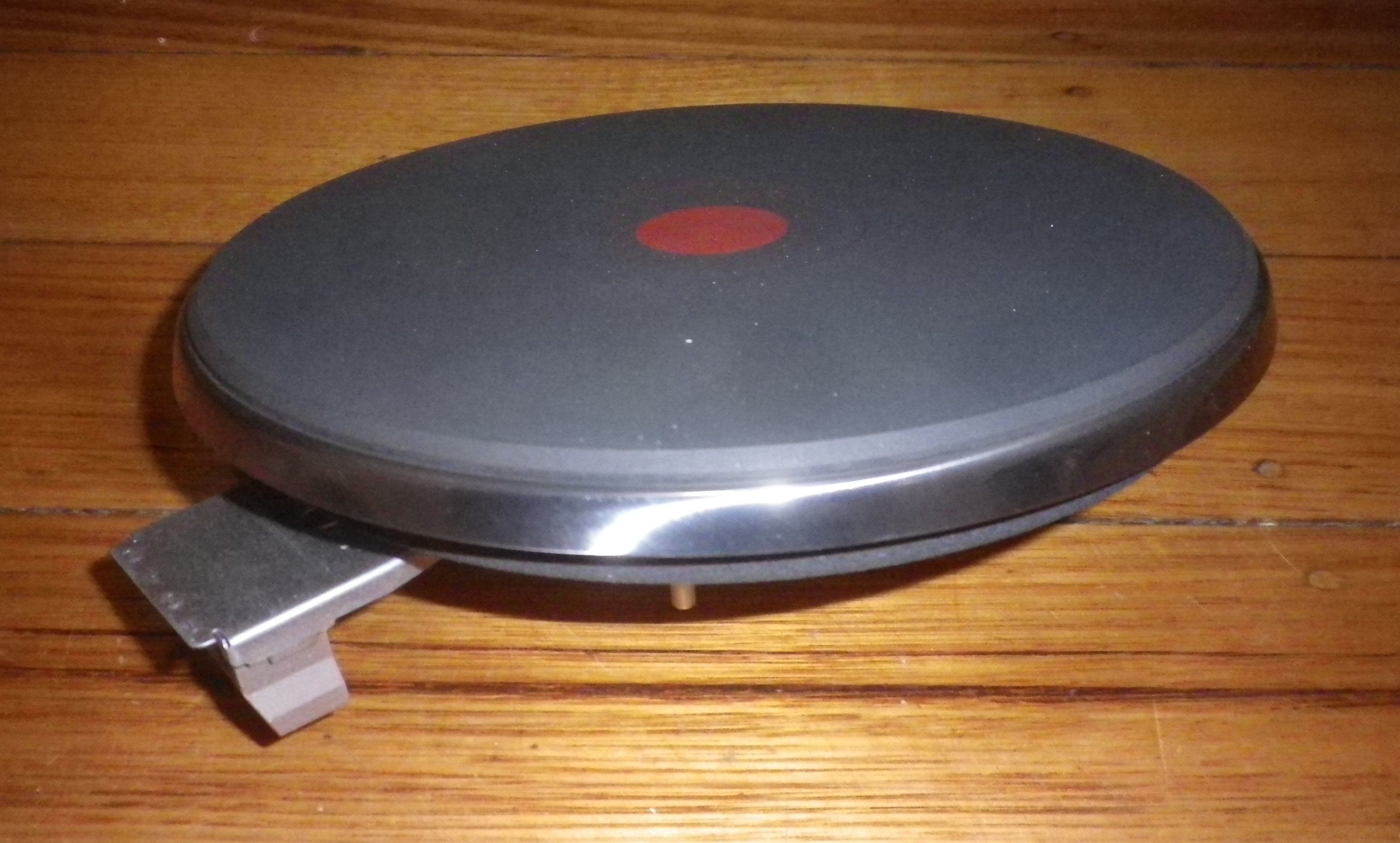 Westinghouse 200mm 2000W High - Profile Solid Wire - in Chef Hotplate - Part # 0122004248