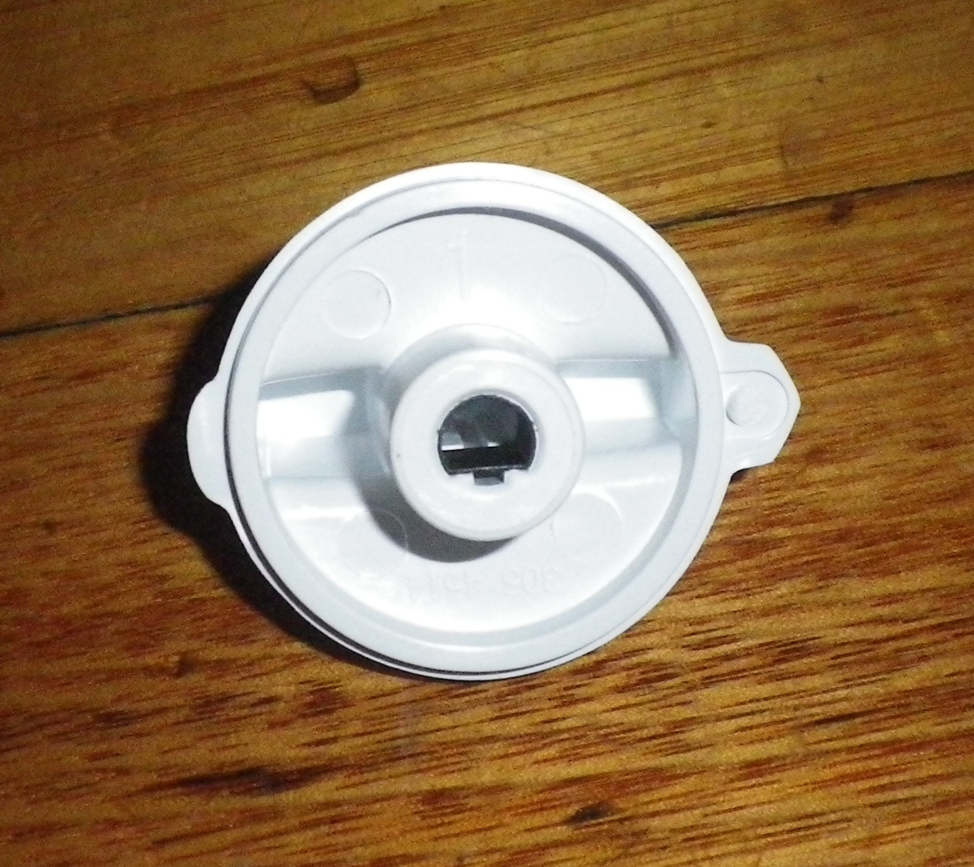 Westinghouse GHM Series Premium White Gas Burner Control Knob Replacement - Part Number 305451402