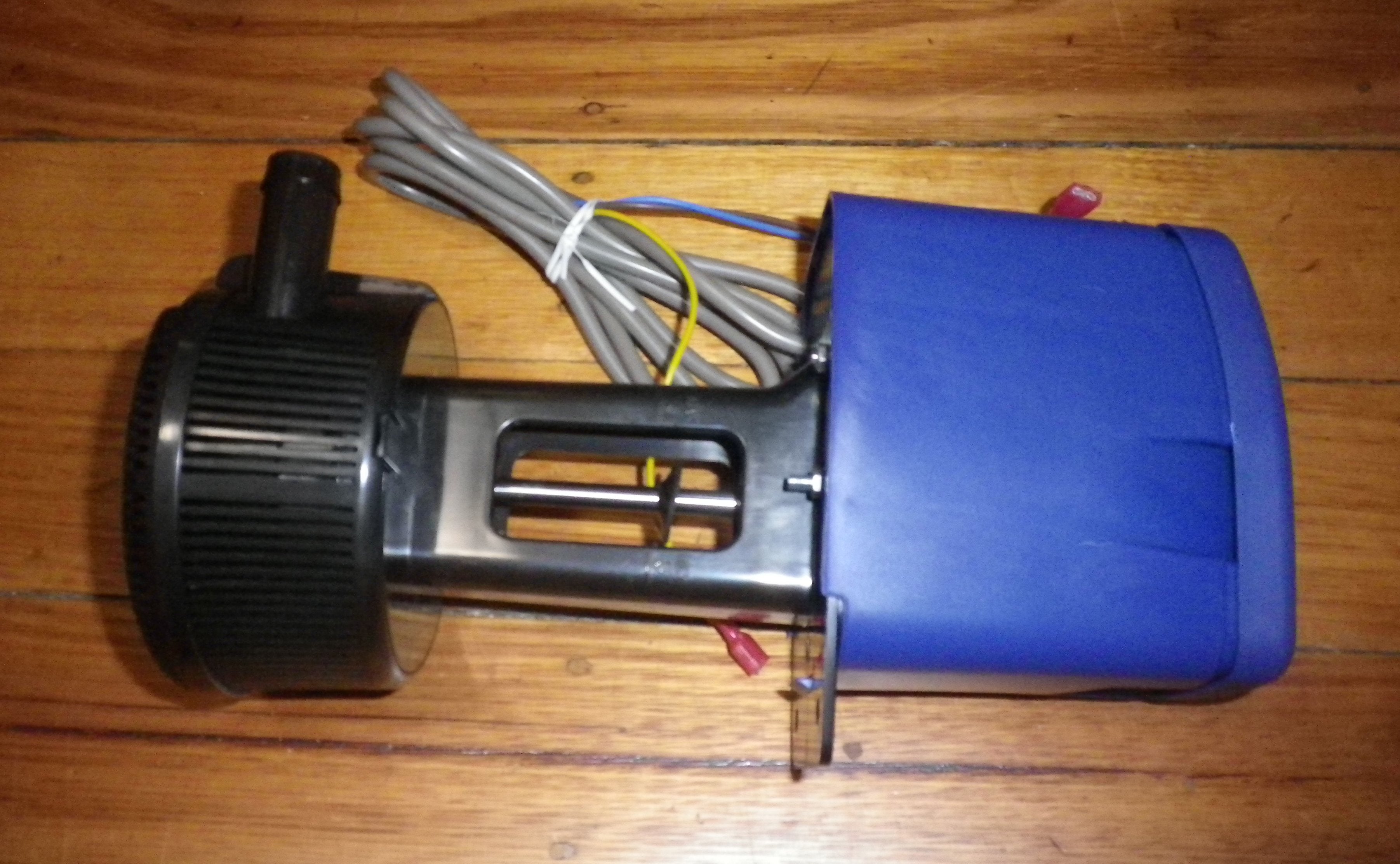 Universal SuperPump for Evaporative Coolers - High - Capacity Water Pump with 38 Litres per Minute Flow, Part # SP380