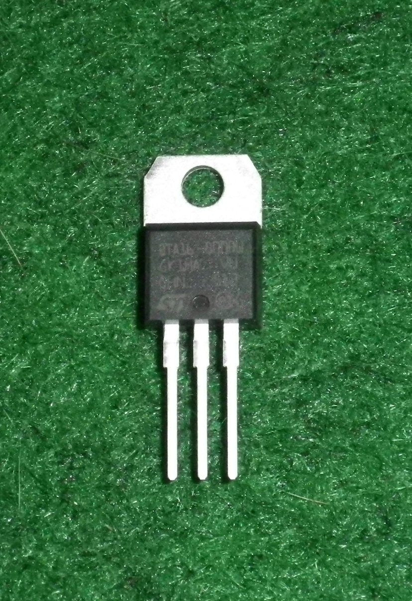 BTA16-800BW 800Volt 16A Isolated Snubberless Triac