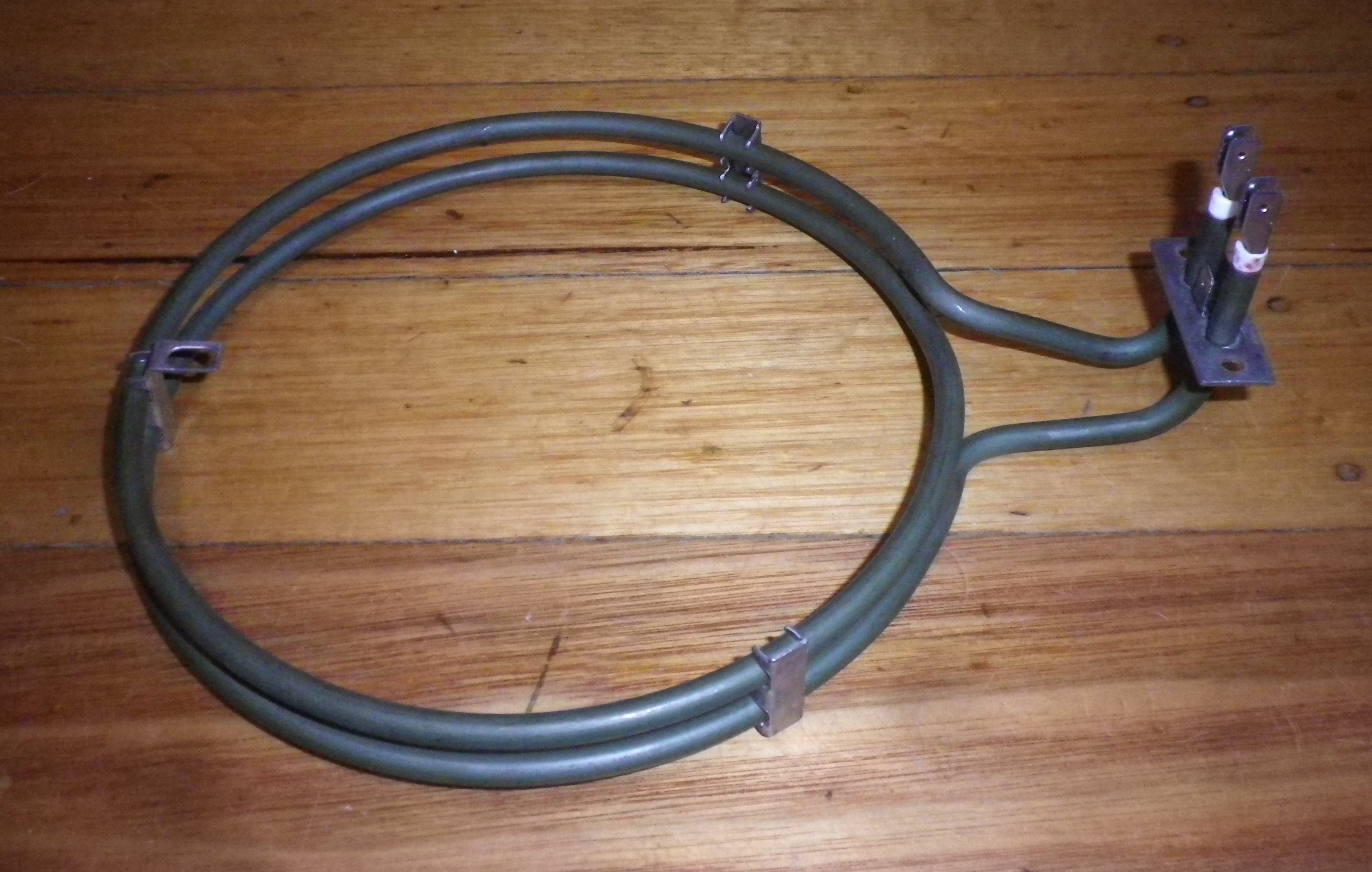 2500 Watt Non - Genuine Fisher & Paykel Fan Forced Oven Element - Part SE902