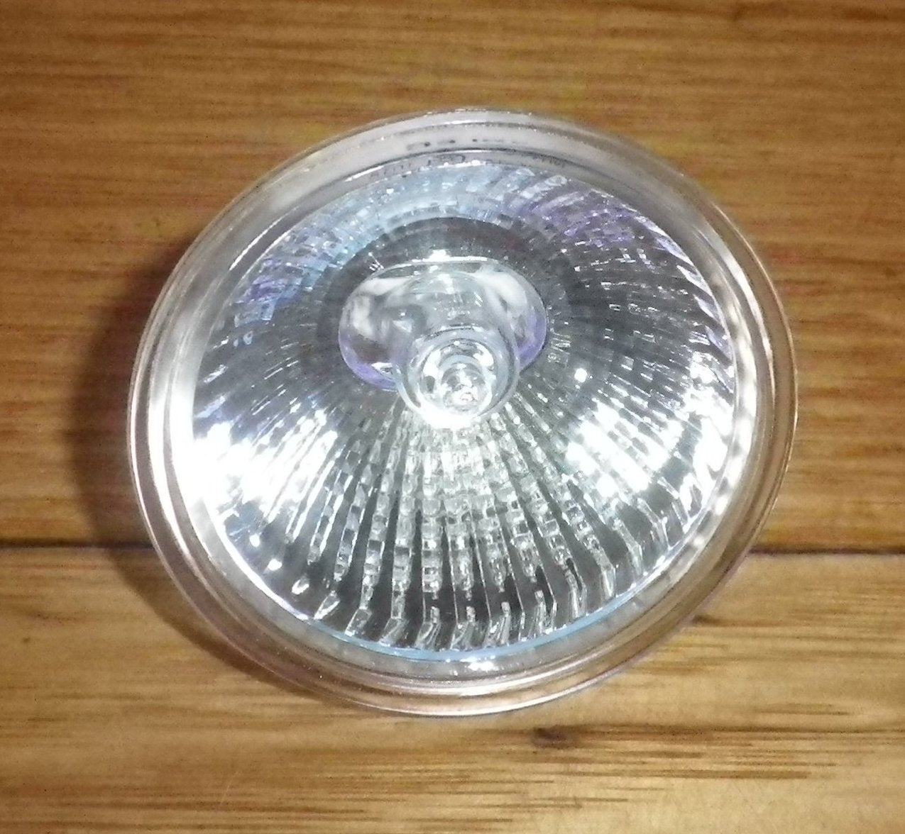 Arlec 35-Watt 12-Volt MR16 PAR16 Dichroic Halogen Light Globe - Model # HD1035 for Various Lighting Needs