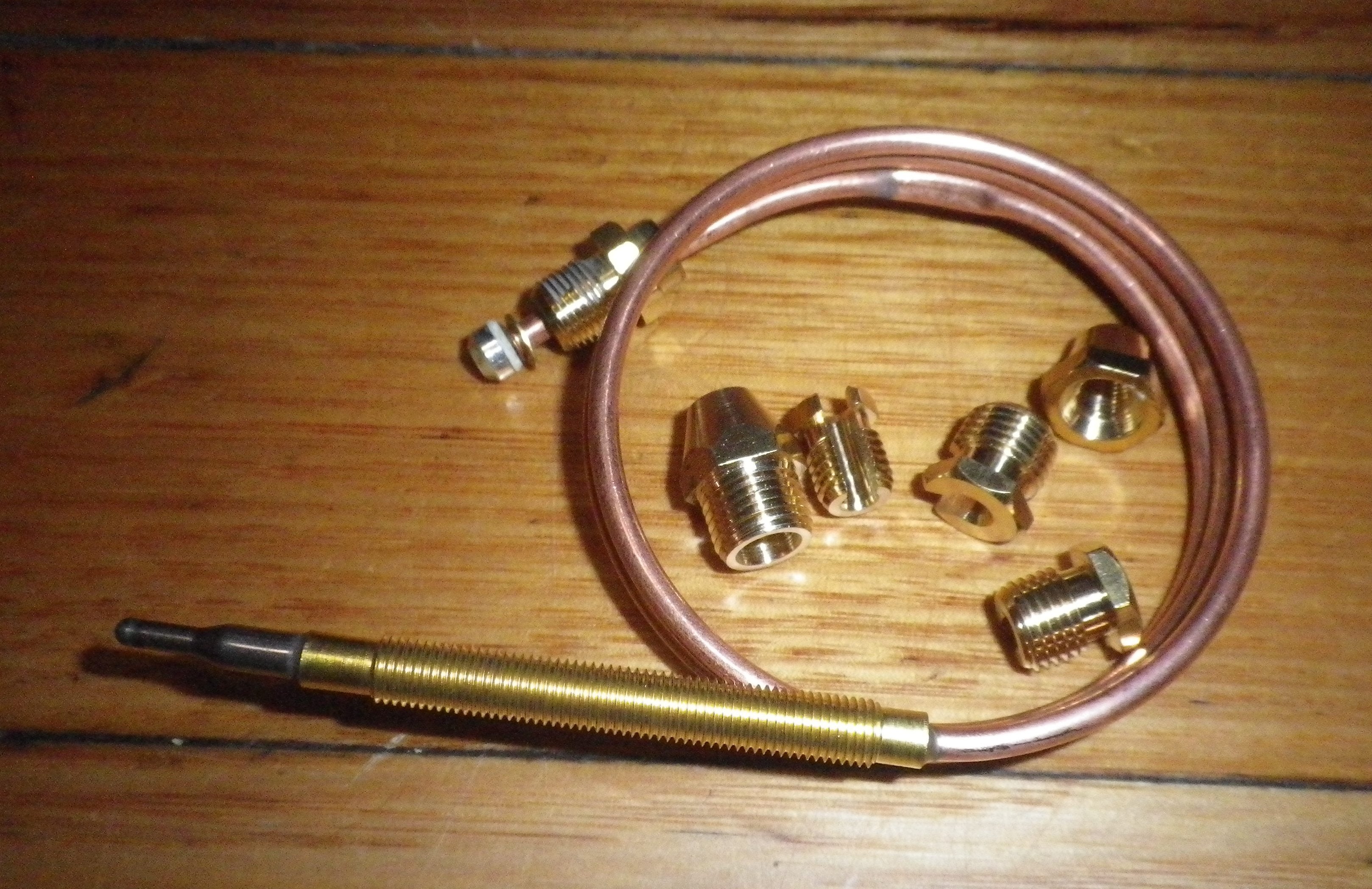 Universal 600mm Gas Hot Water System Threaded Thermocouple with Brass Adaptor Nuts - Part Number SE235