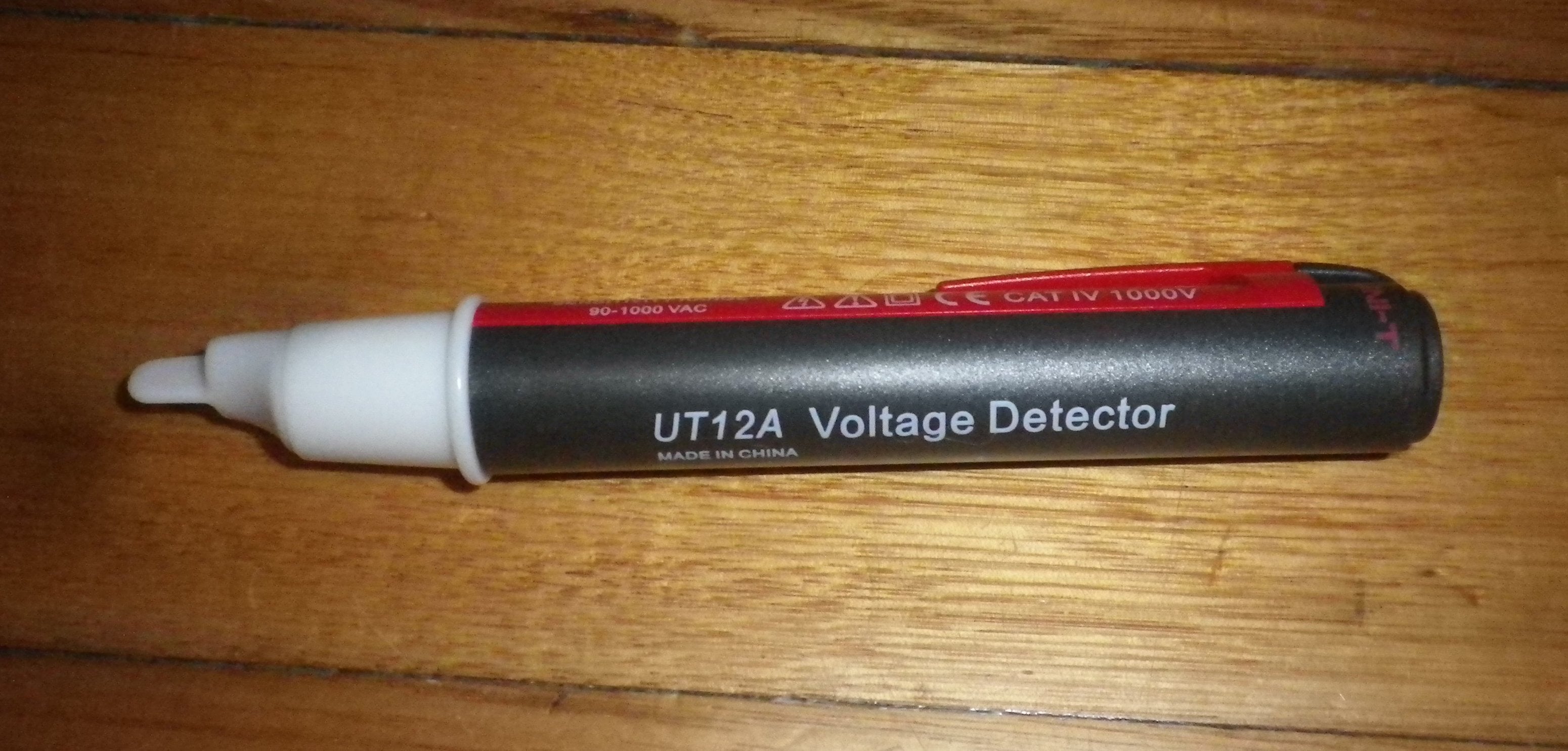 Uni-T Non-Contact AC Voltage Tester 90V - 1000VAC, Model UT12A
