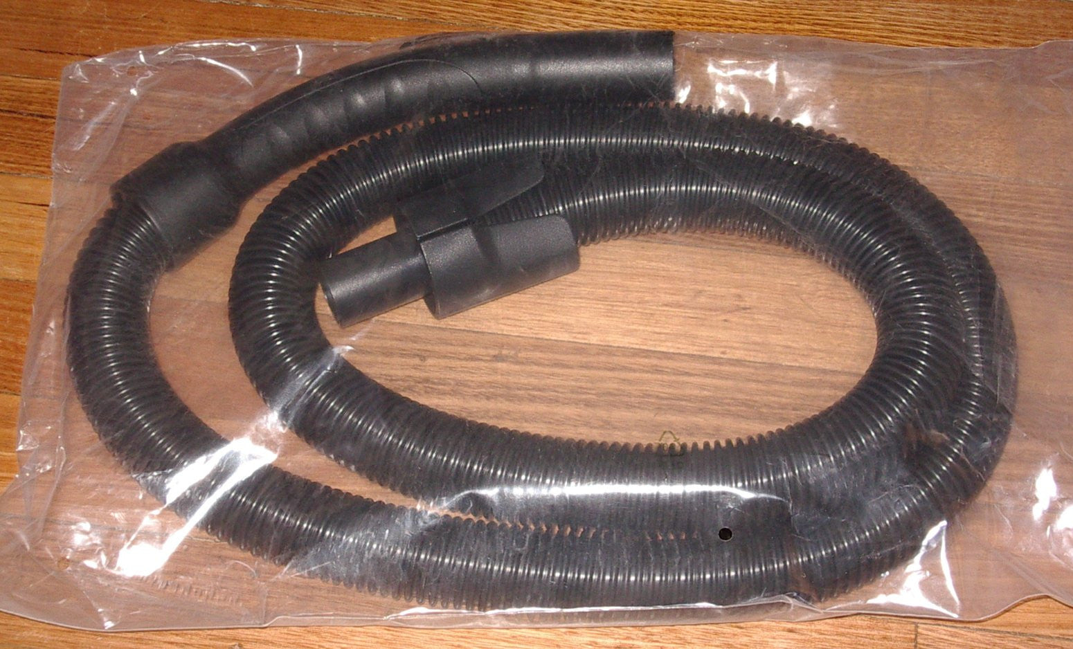 Complete Vacuum Cleaner Hose for AEG 6000, 7000, 8000 Series - Menalux Part # FL67