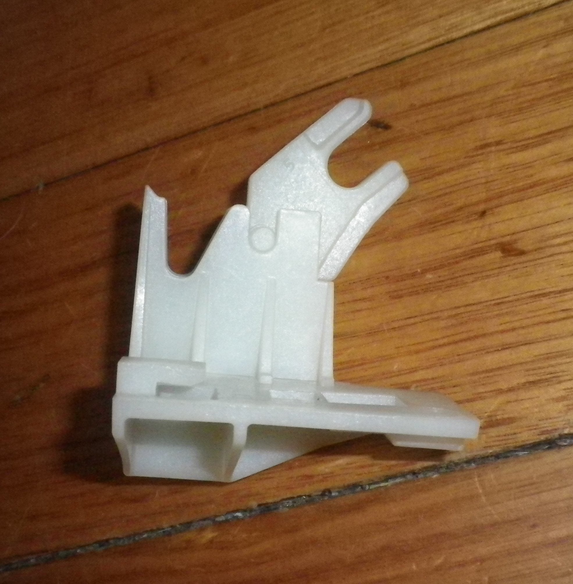 Fisher & Paykel DD606 Dishwasher Left-Hand Drawer Latch Assembly Replacement Part - FP522585 for Dishwasher Drawer