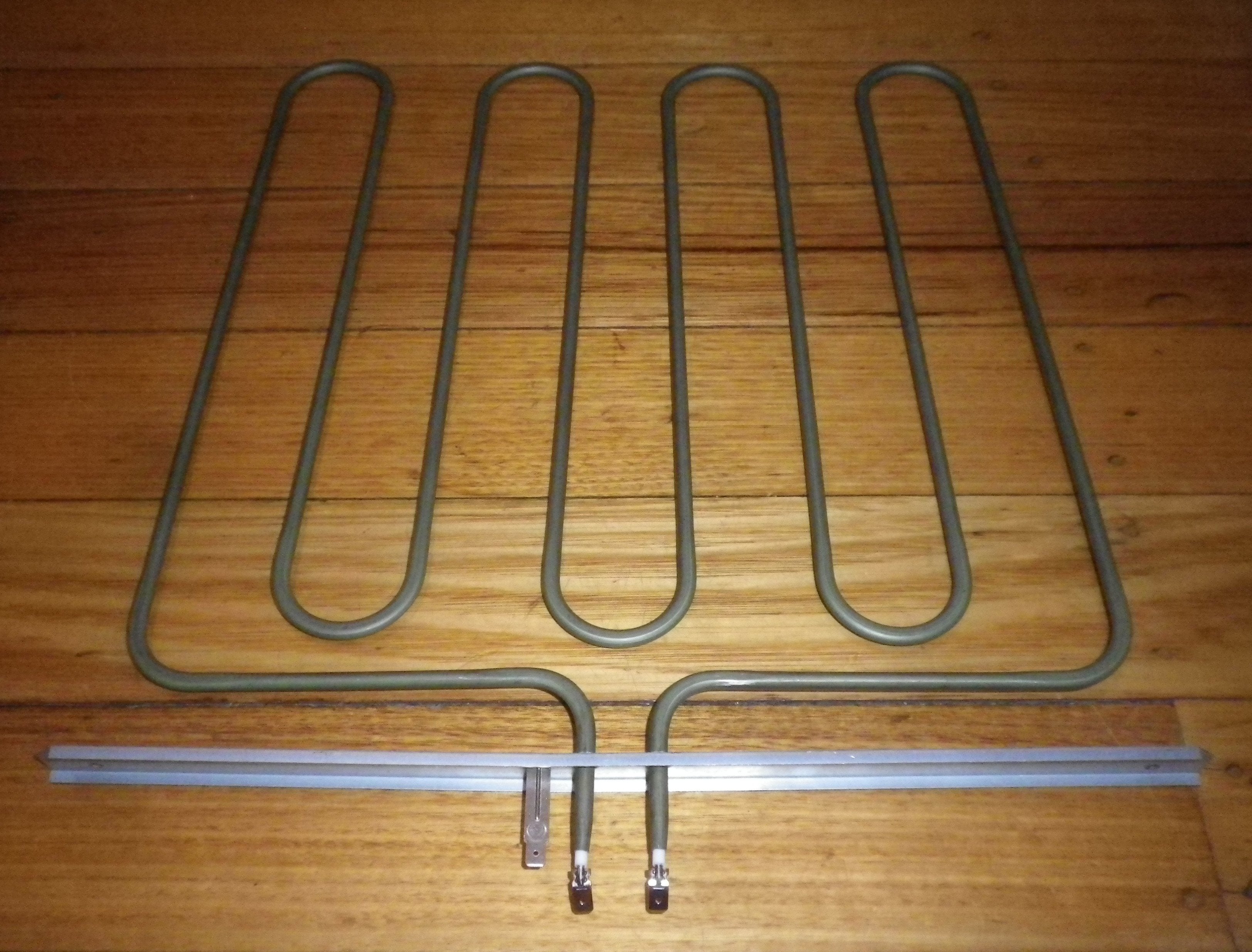 Fisher & Paykel 1200-Watt Bottom Oven Heating Element - Part # FP561914 for Select Oven Models