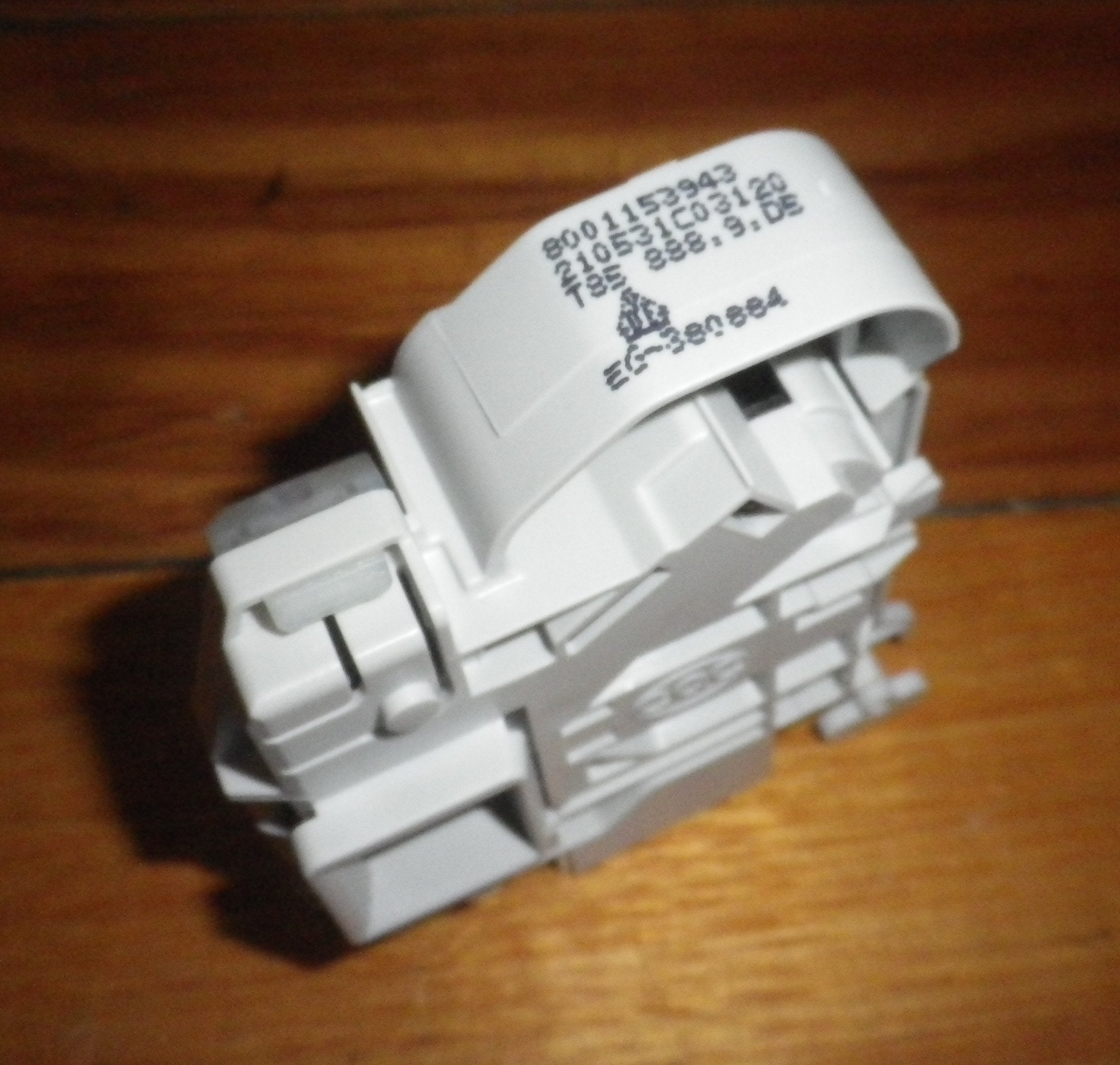 High - Quality Bosch Serie 4 and Siemens Front - Loading Washer Door Interlock Switch Replacement Part # 10020375