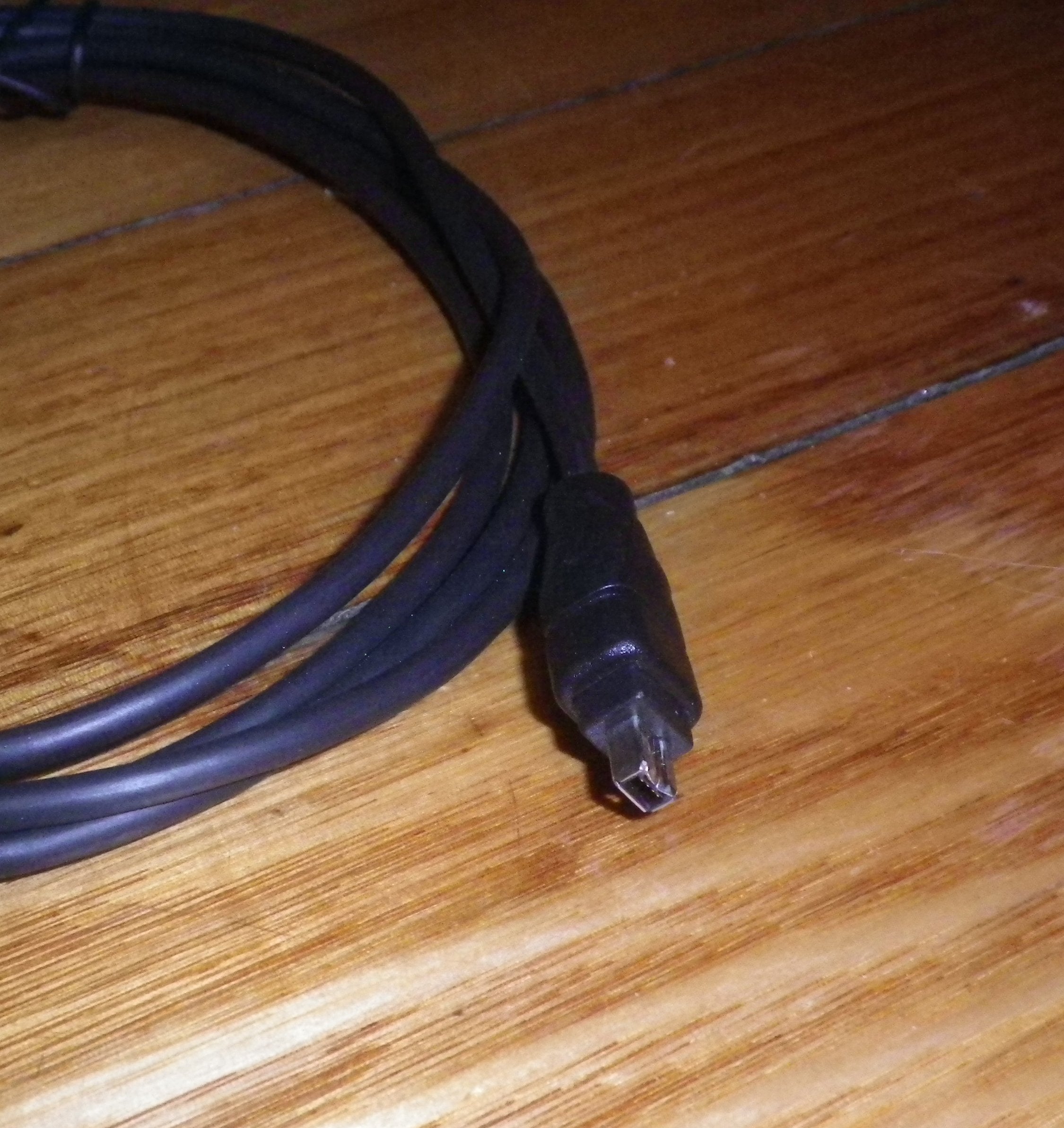 2-Meter IEEE-1394a Firewire Computer Cable - 6-Pin Male to 4-Pin Male Connector, Part # FW642MM