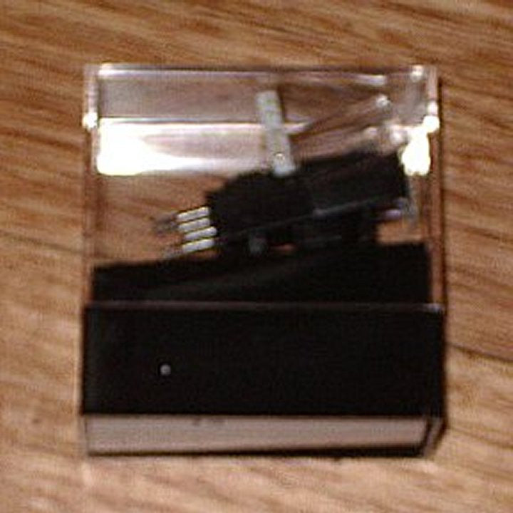 Compatible Ceramic Cartridge with Stylus for BSR and Garrard - Part # PC05, KC172