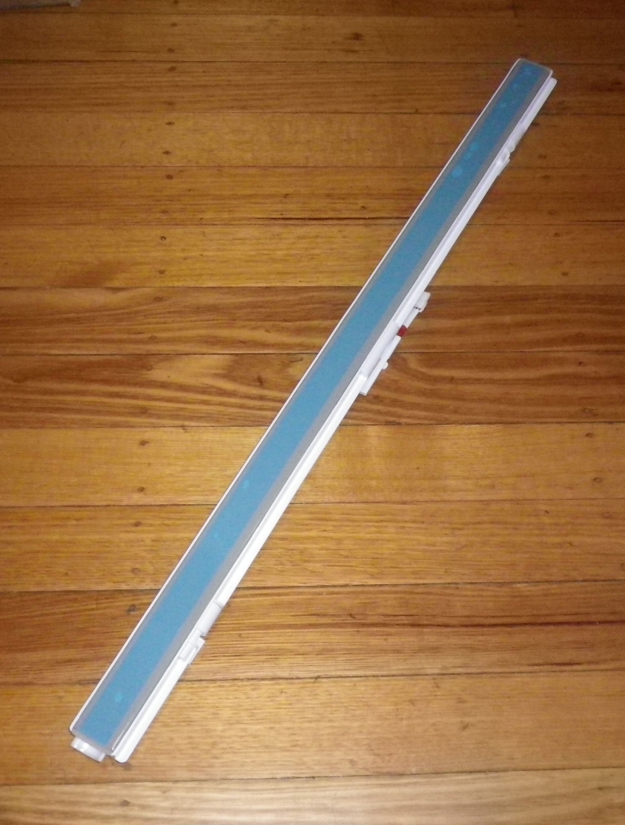 Samsung SRF752DSS French Door Fridge Centre Closing Bar - Part # DA97 - 07244F