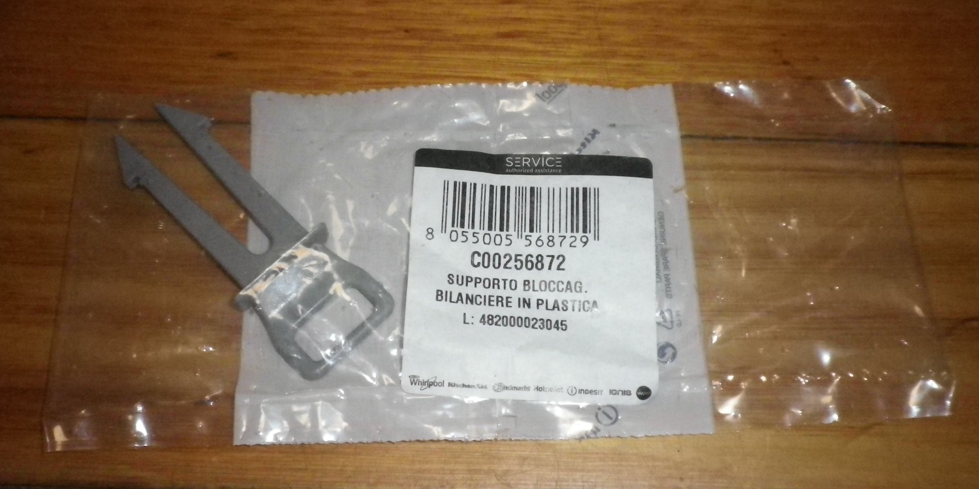 High - Quality Plastic Door Latch Tongue for Ariston, Hotpoint, Indesit Dishwashers - Part # C00256872