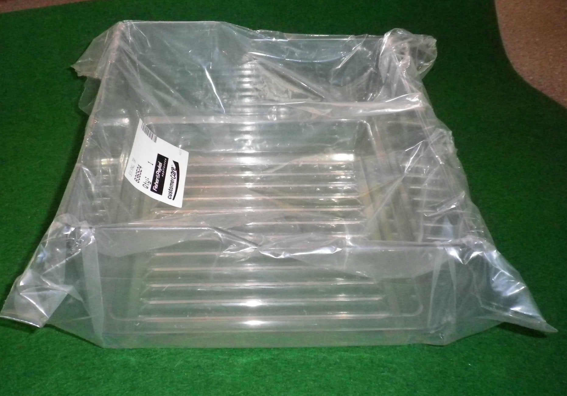 Fisher & Paykel 790 Series Large Refrigerator Crisper Bin - Genuine Part # FP836524 Suitable for E521T and E522B Models