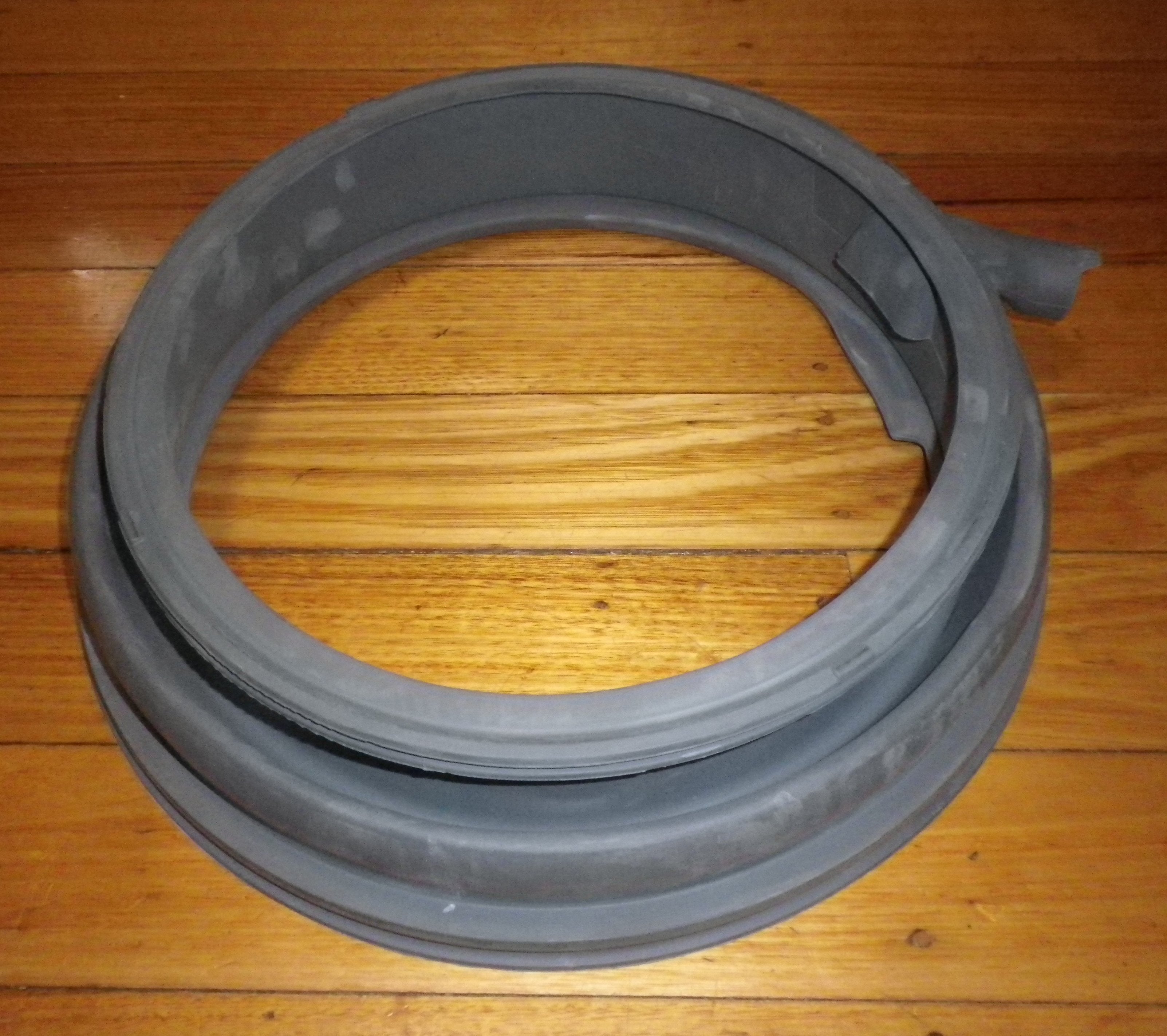 Bosch Logixx 8 Front Loader Grease - Resistant Door Gasket with Tube, Part # 680769