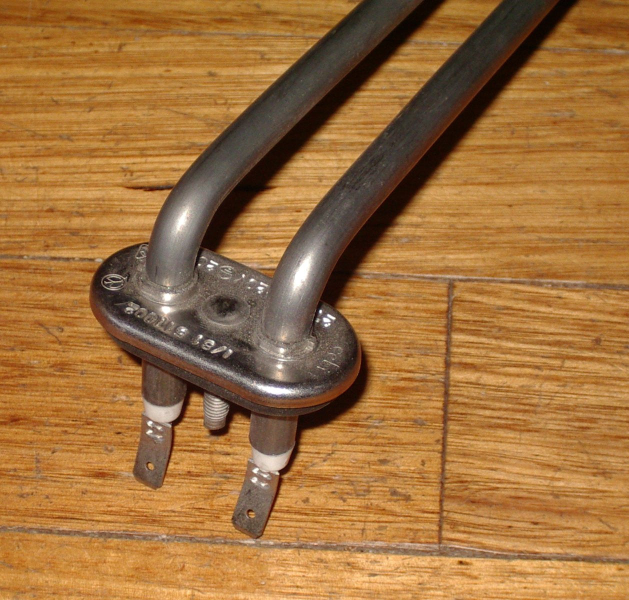 High - Quality Heating Element for Ariston and Indesit Dishwashers - Part Number DWV106
