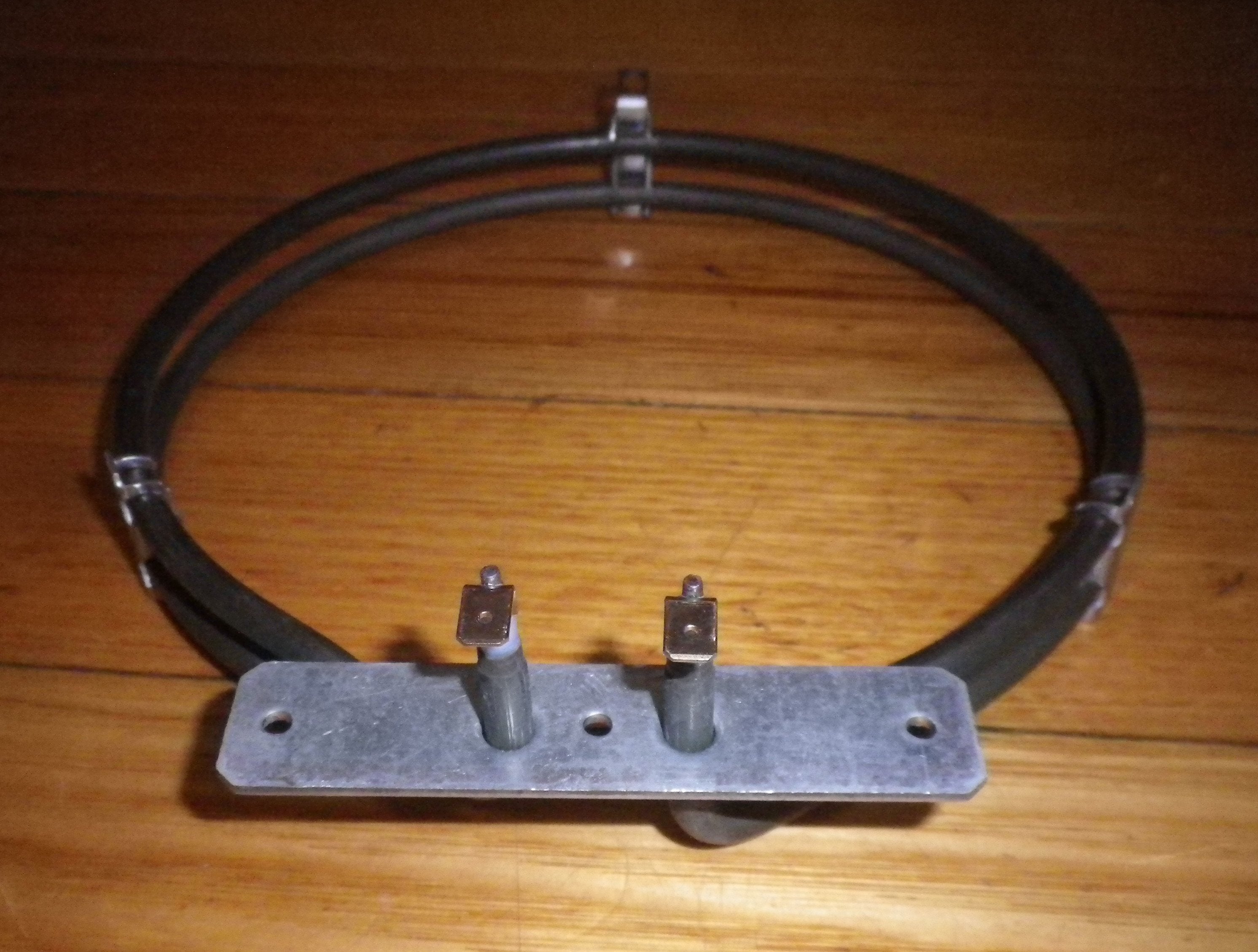 Technika and Euro Compatible 2050-Watt Fan Forced Oven Heating Element - Replacement Part # SE800C