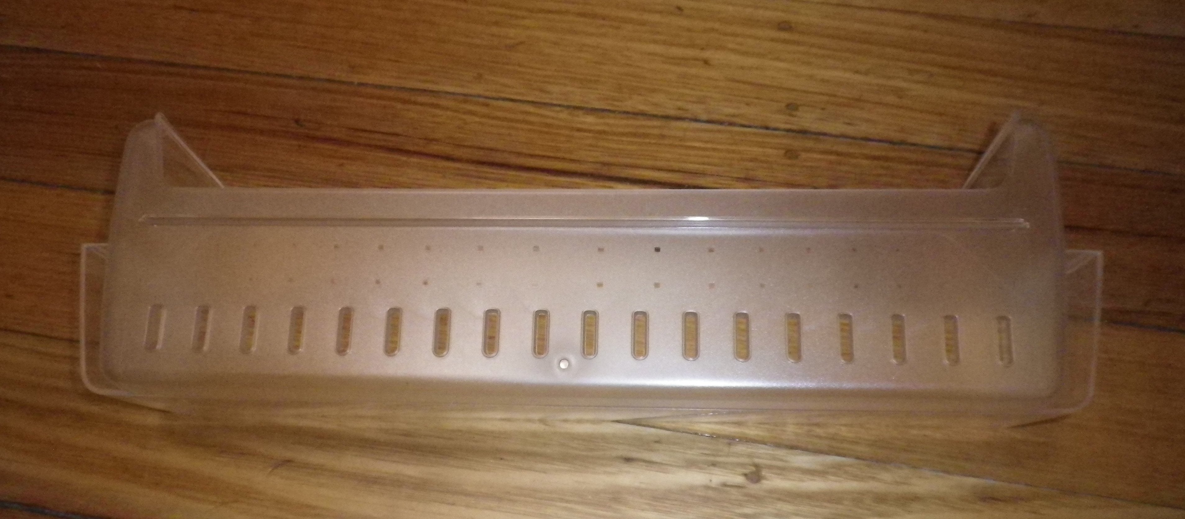 Westinghouse WTB2500WA Compatible Fridge Door Bottle Shelf - Part UPOK - A208CBFA