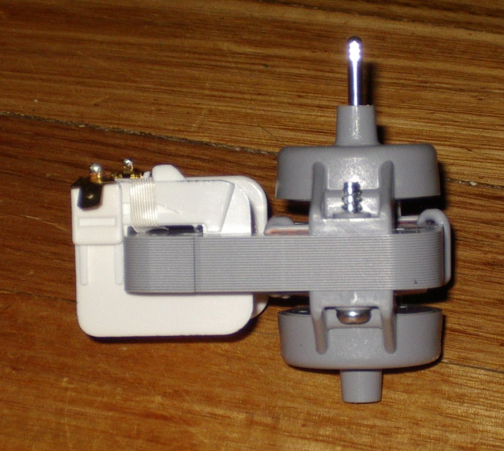 Fisher & Paykel Short Shaft Evaporator Fan Motor Appliance Replacement Part - Genuine FP818721P