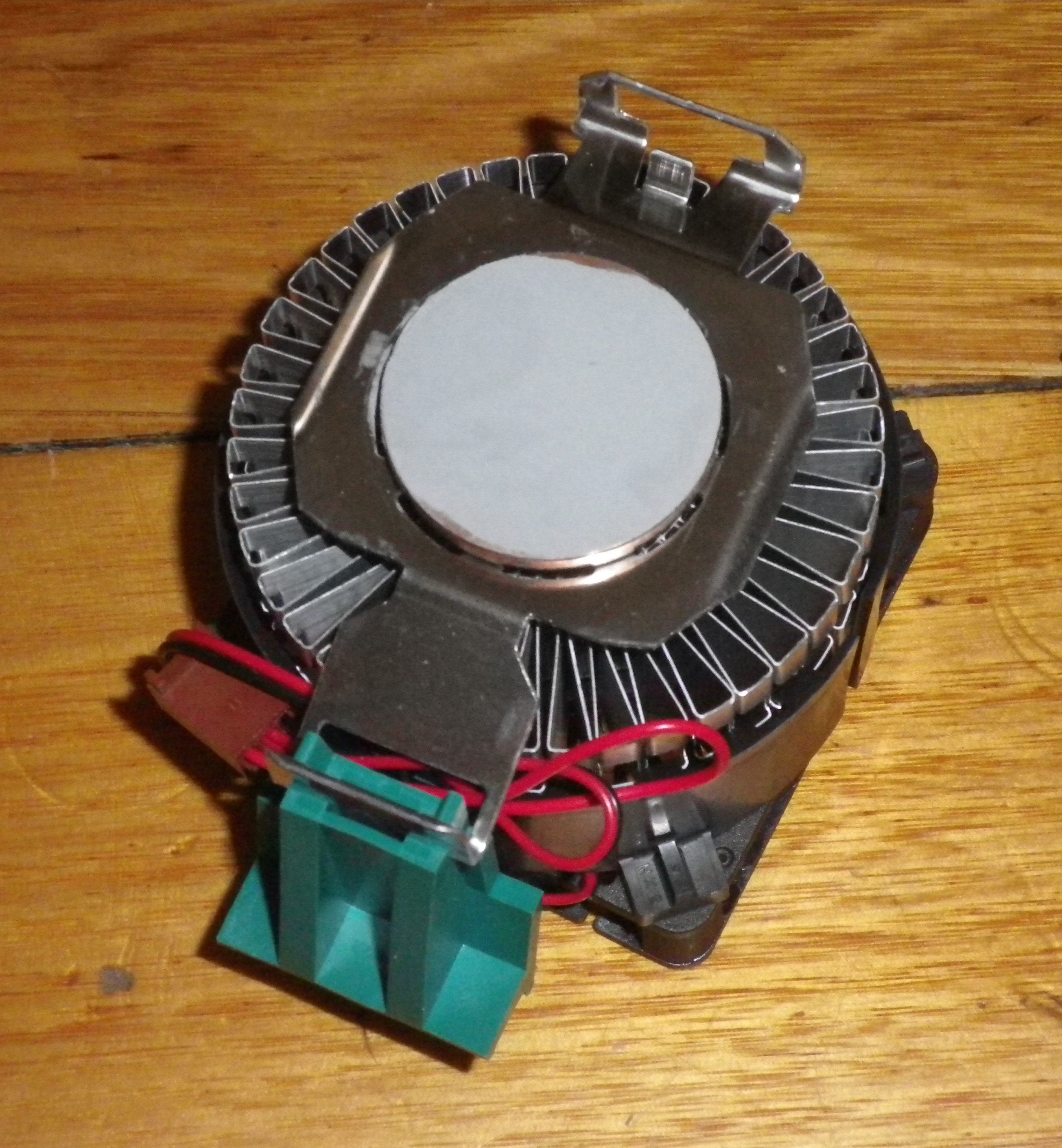 60mm CPU Cooling Fan and Heat Dissipating Heatsink Designed for Socket 478 Pentium IV Processors - Part Number FAN160