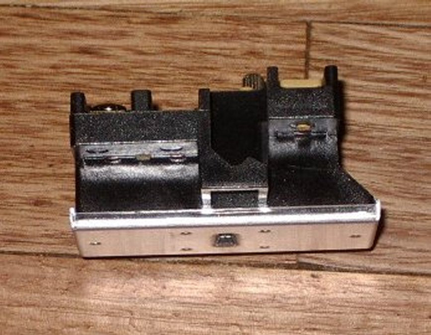 Adjustable Universal Hot Water Thermostat 60 - 80°C with Over - temp Cutout Part # W1M2