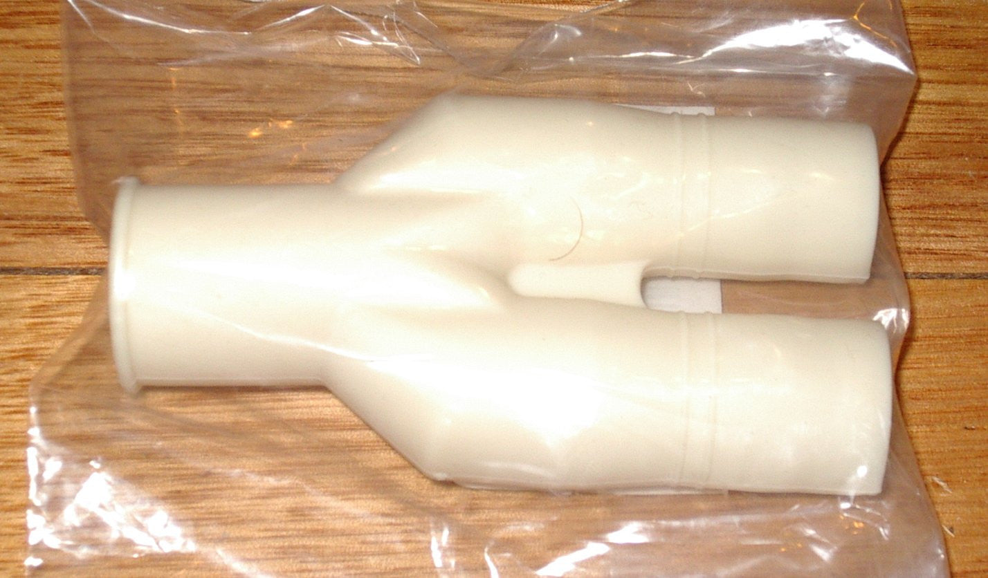 Fisher & Paykel Dual Dishdrawer Outlet Hose End - Genuine Part # FP525067