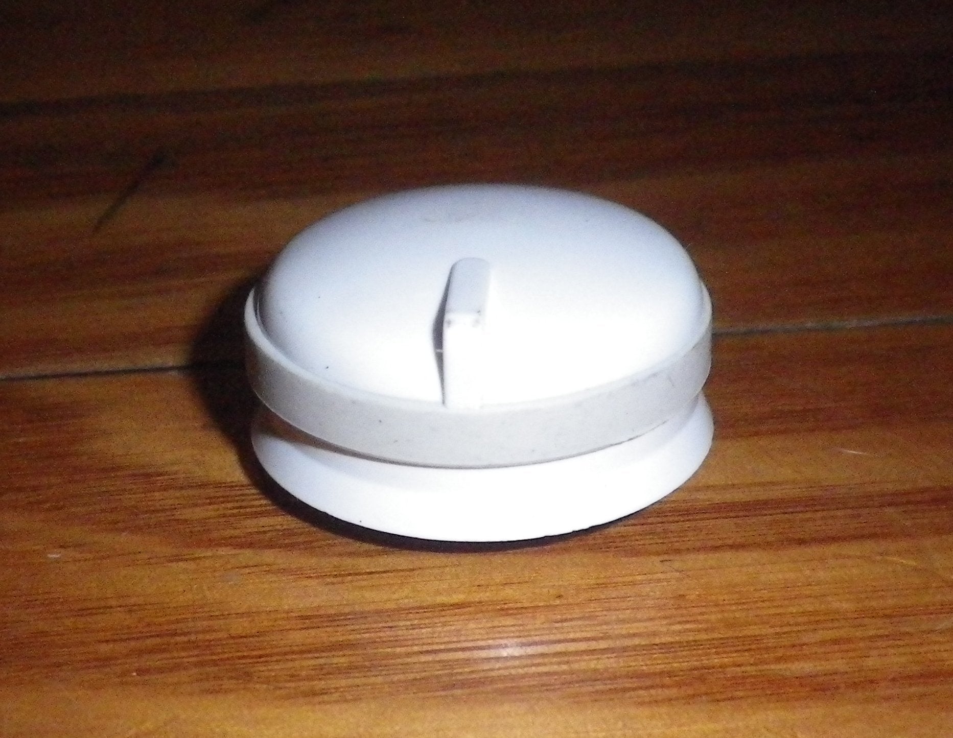 Westinghouse Brand New White Cooktop Burner Control Knob Replacement Part - Part Number 0019007707