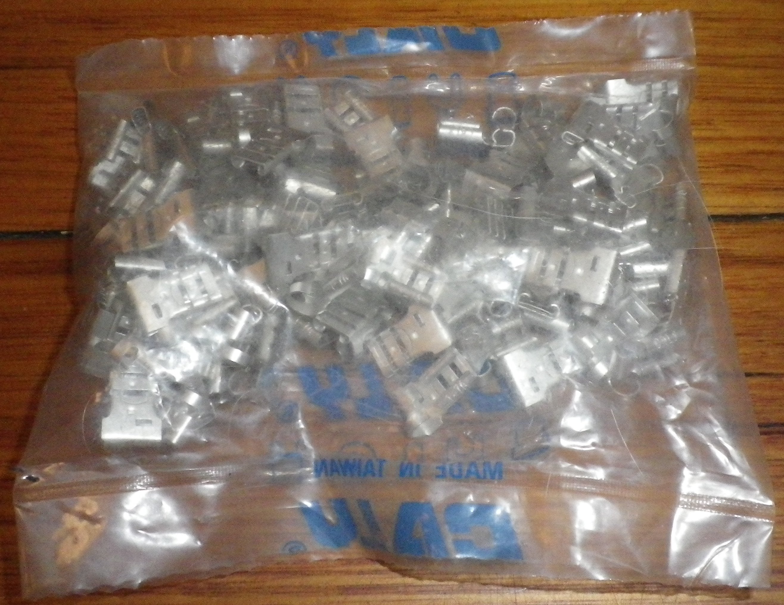 Uninsulated 6.4mm Female Flag-Type Spade Terminals - Pack of 100 Pieces - Part Number T016B