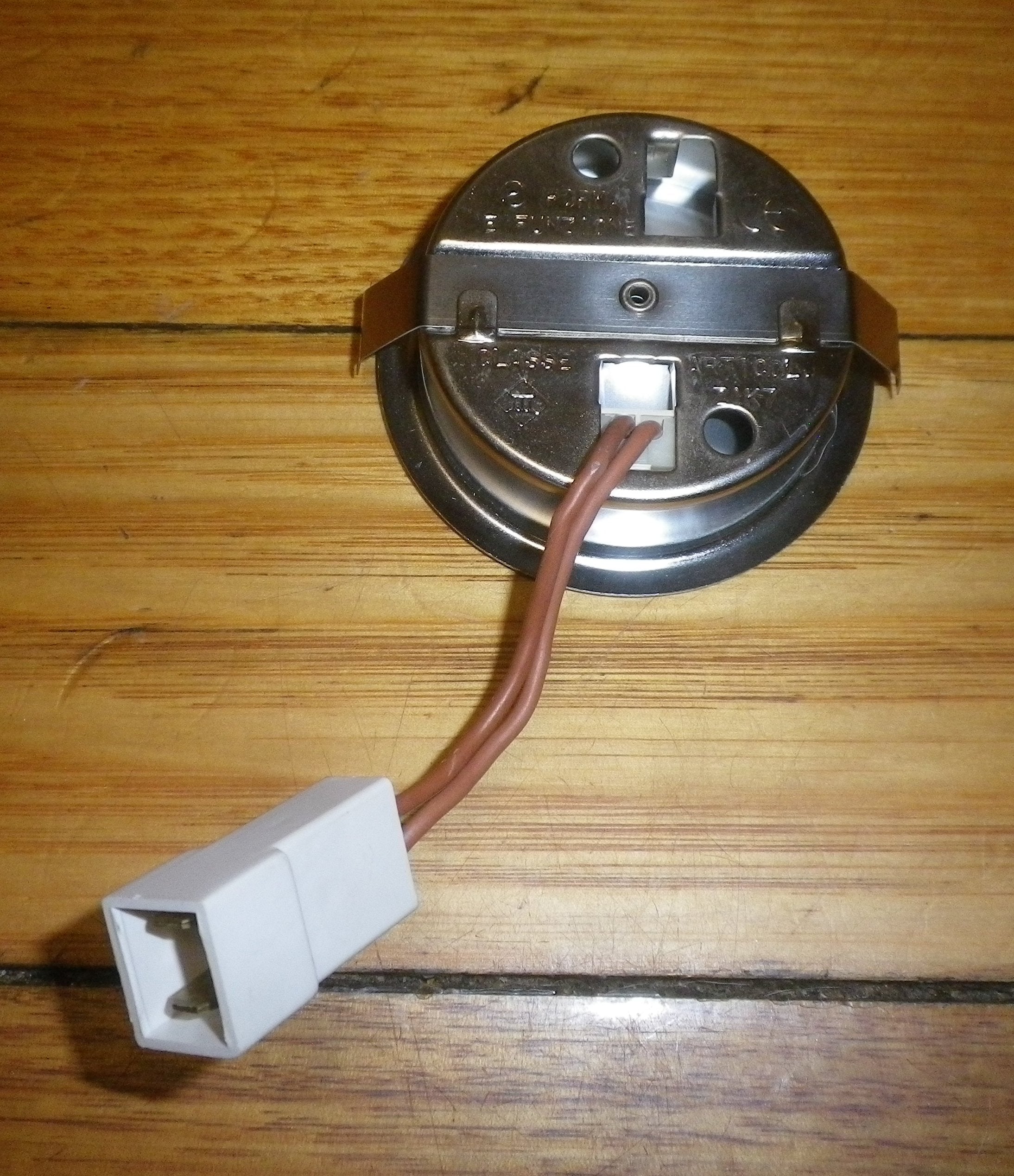 Whirlpool 10-Watt 12-Volt Halogen Light Assembly for Rangehoods - Part # SE372 (Similar to ZIK7)