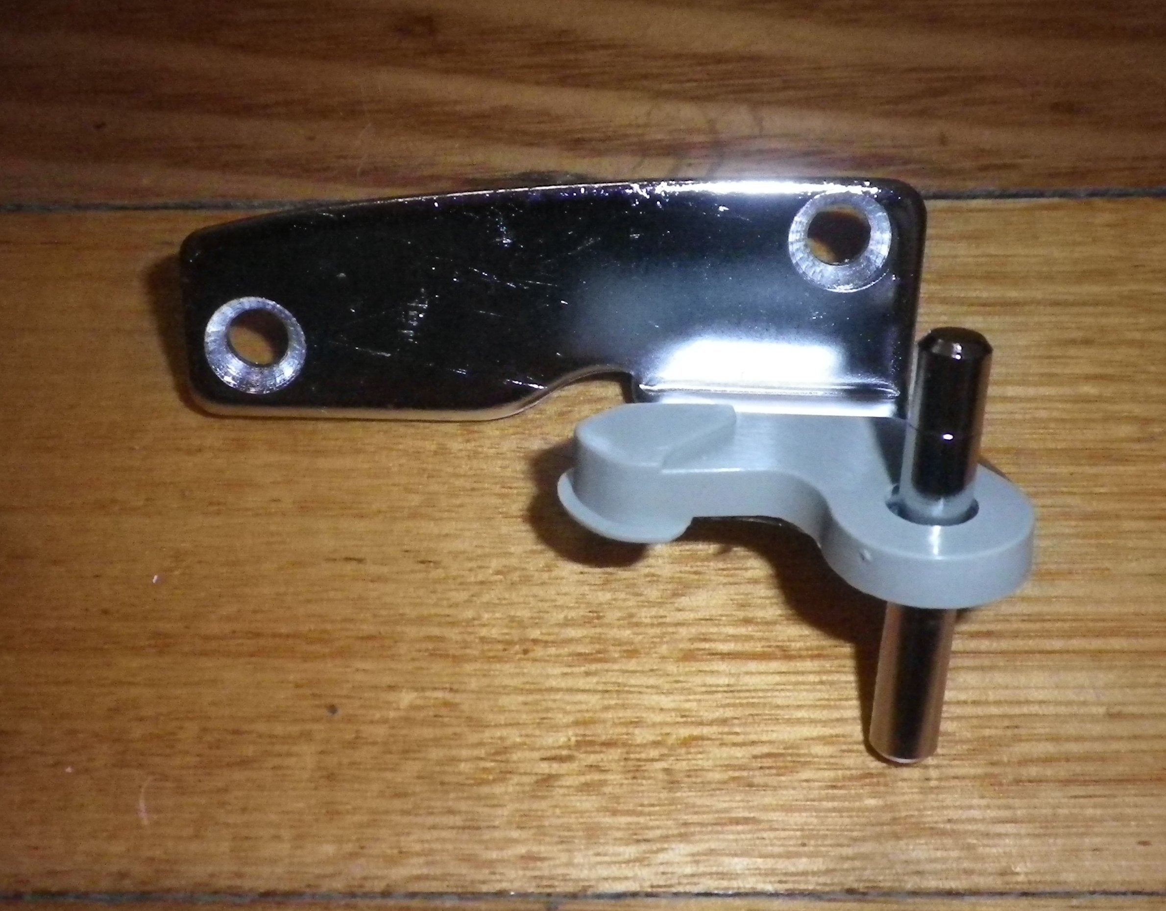 Fisher & Paykel Fridge Grey RH Door Hinge & Closing Cap - Part # FP881283P