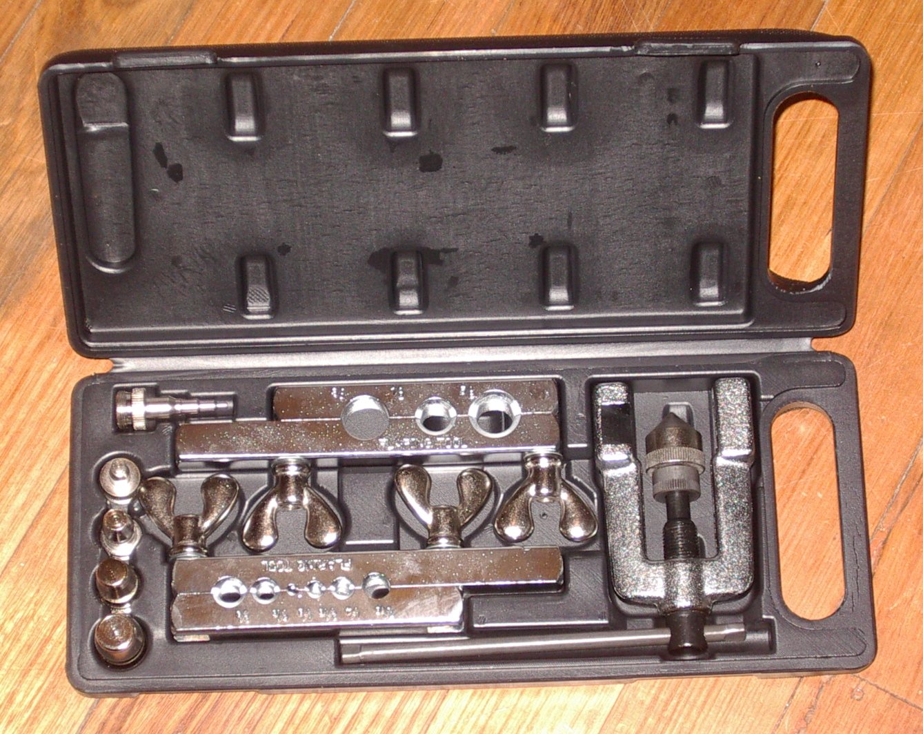 High - Quality Refrigeration Copper Tube Flaring and Swaging Tool Set - Part Number CH275L