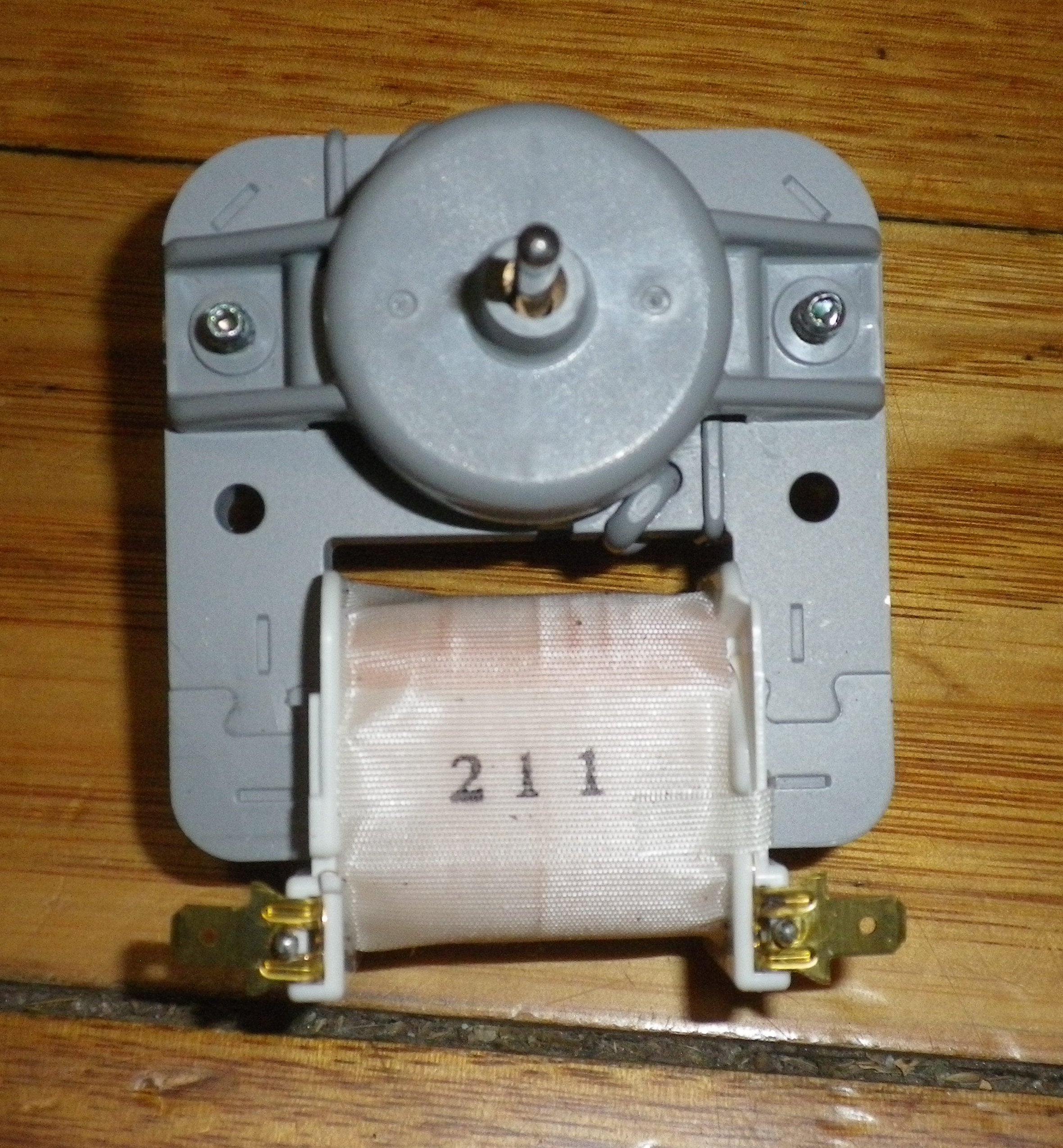 Fisher & Paykel Short Shaft N308, N388 Freezer Evaporator Fan Motor Kit - Genuine Replacement Part # FP322543P for Frost-Free Freezers